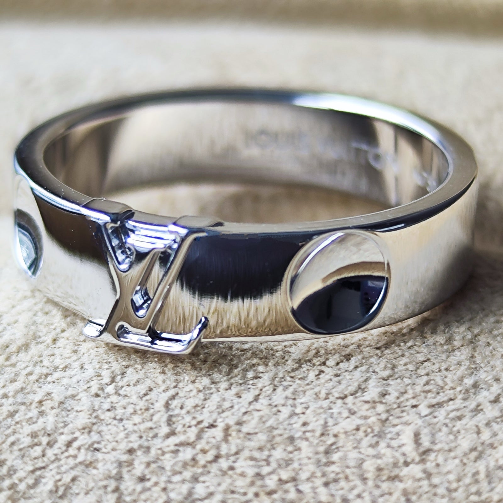 LOUIS VUITTON ルイ・ヴィトン バーグアンプラント 18金WG – Mico宝飾店