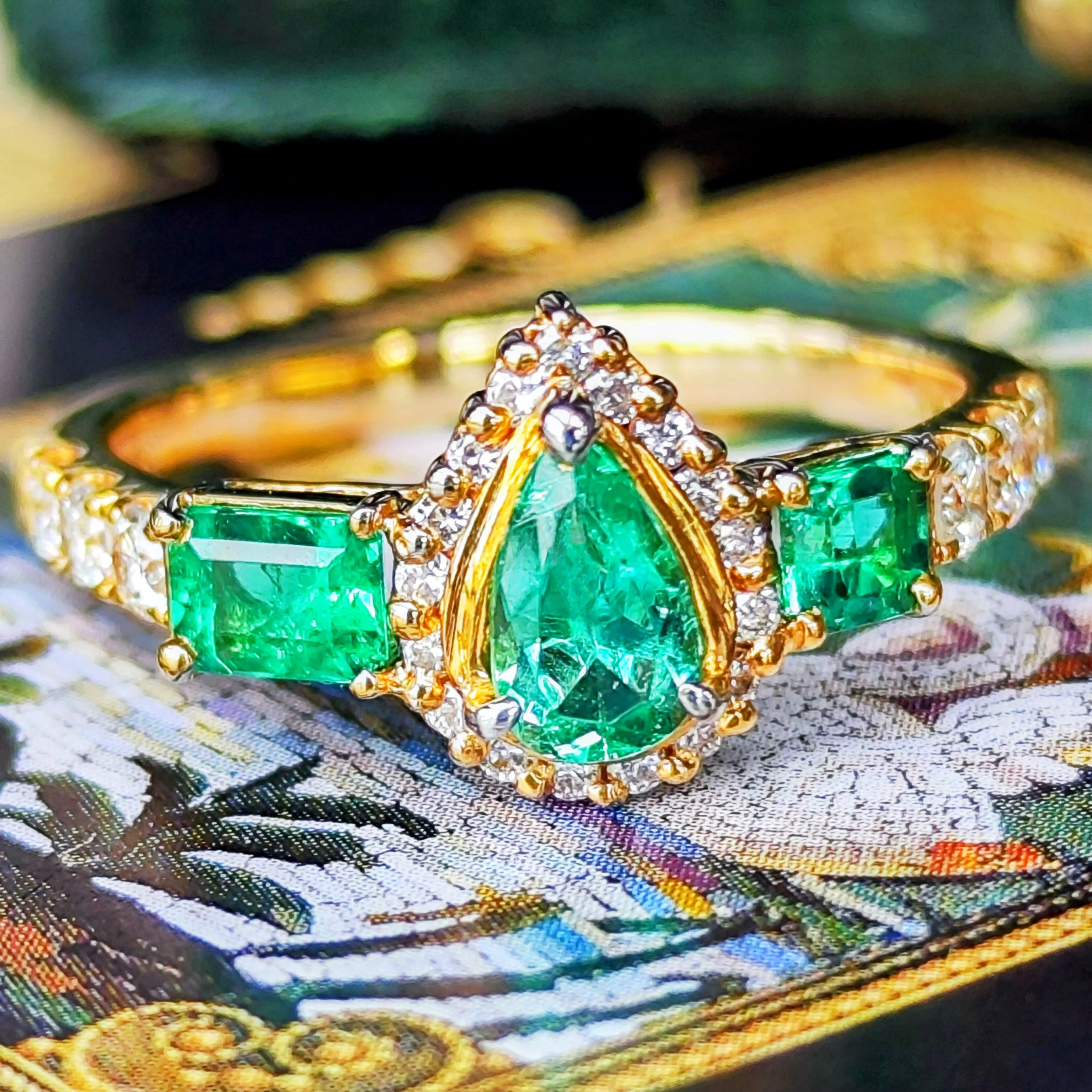 エ*ル様 新品 天然ダイヤモンド 計0.37ct Pt900 K18 K14WG 天然エメラルド 0.81ct 天然ダイヤモンド 18金リング – Mico宝飾店