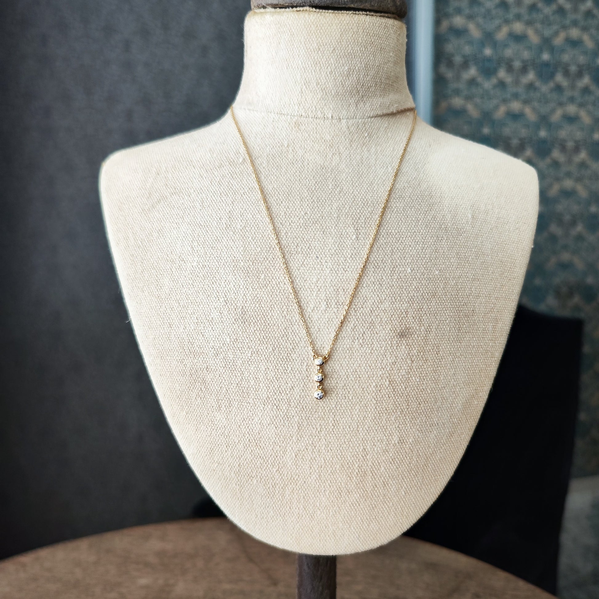 MIKIMOTO ミキモト ダイヤモンド スリーストーン ネックレス