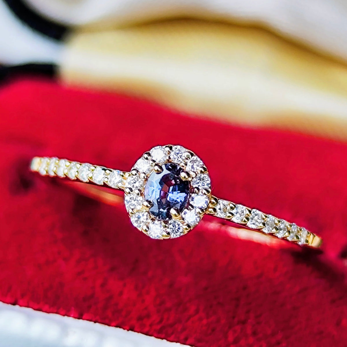 天然アレキサンドライト 0.10ct 天然ダイヤモンド 18金リング ②
