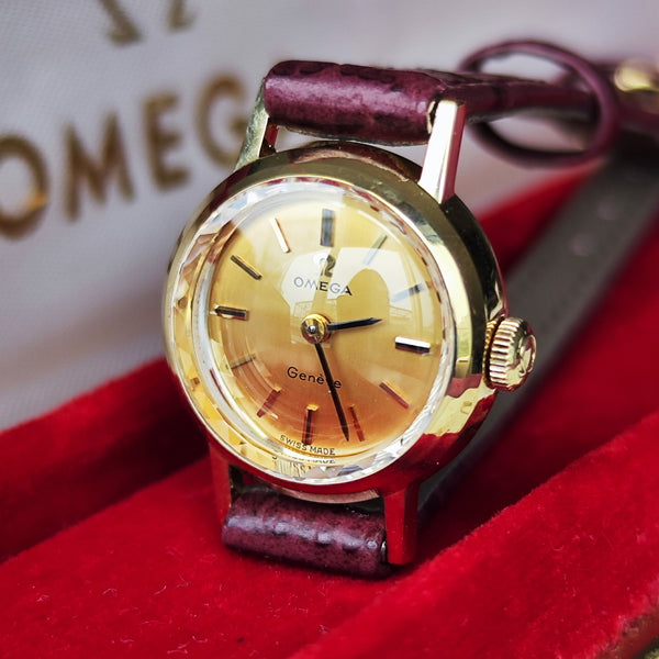 【OH済み 18金無垢】OMEGA オメガGeneve ジュネーヴ Sapphette 手巻き腕時計