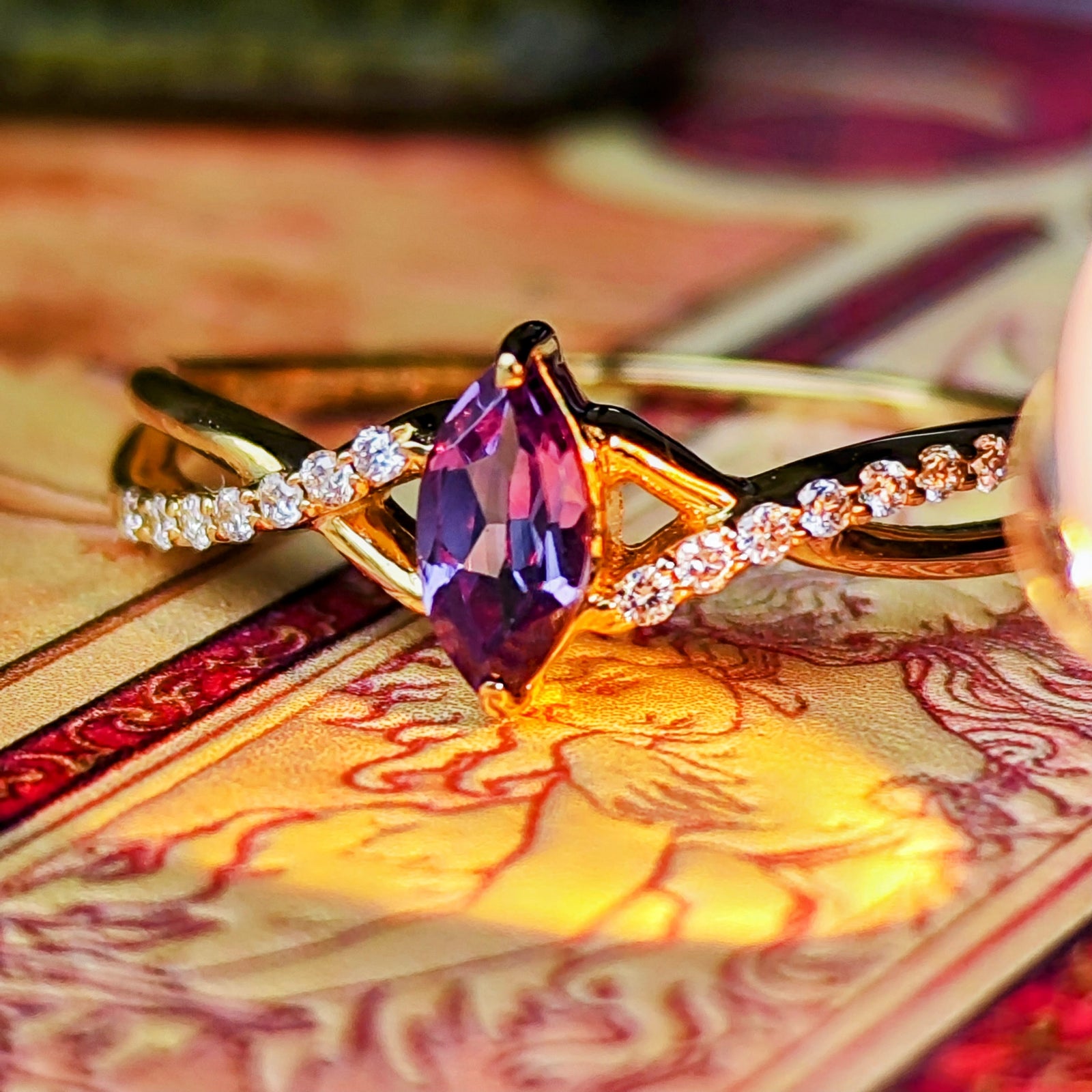 アレキタイプ】天然カラーチェンジガーネット 天然ダイヤモンド リング