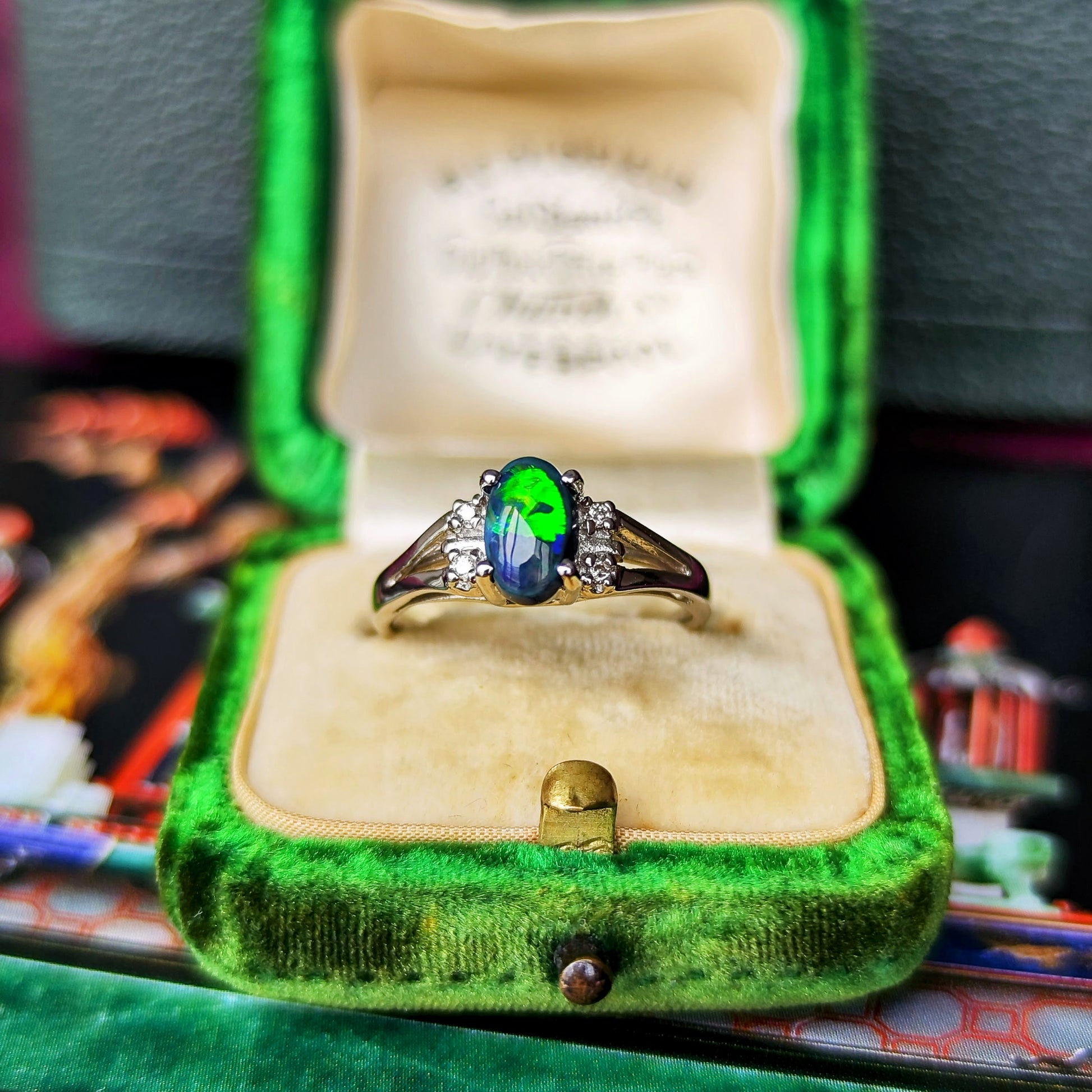 天然ブラックオパール 天然ダイヤモンド プラチナリング