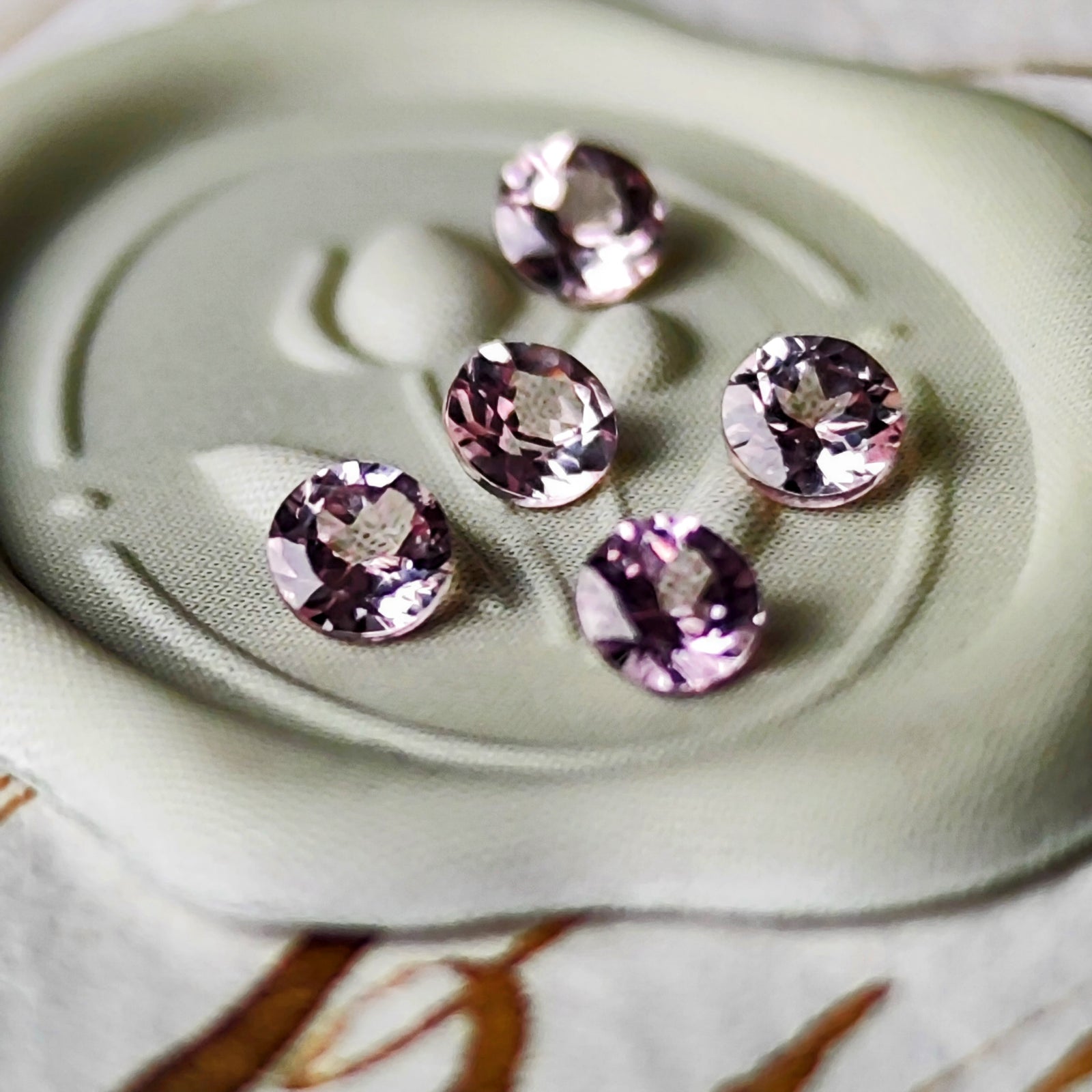 B46D5FC6-1B69-41C0-887A-  