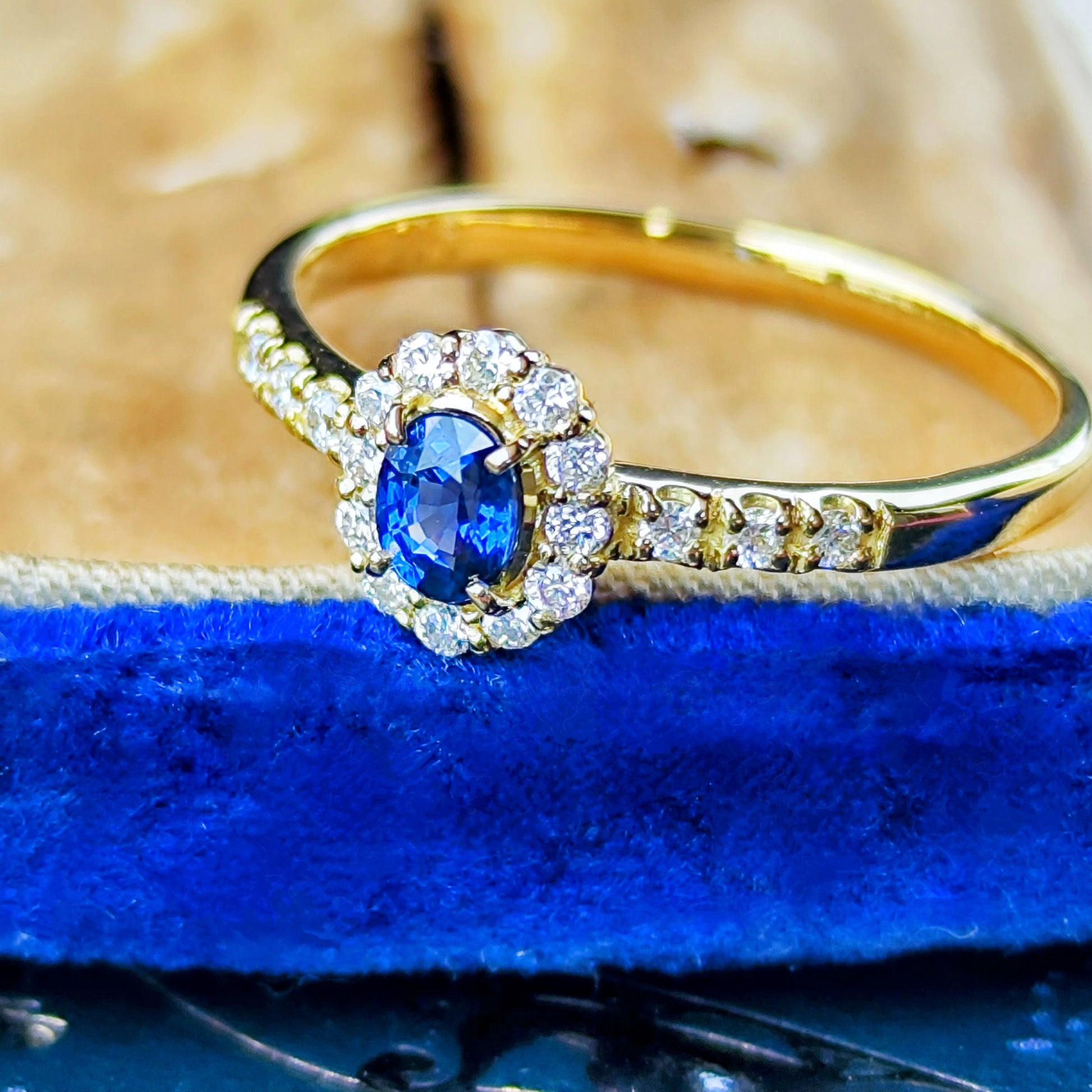 【非加熱 コーンフラワー】天然サファイア 0.25ct 天然ダイヤモンド 18金リング