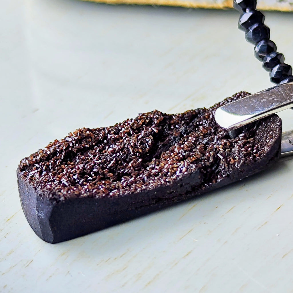 【原石ネックレス】ペトリファイド ブラックスピネル ペンダント