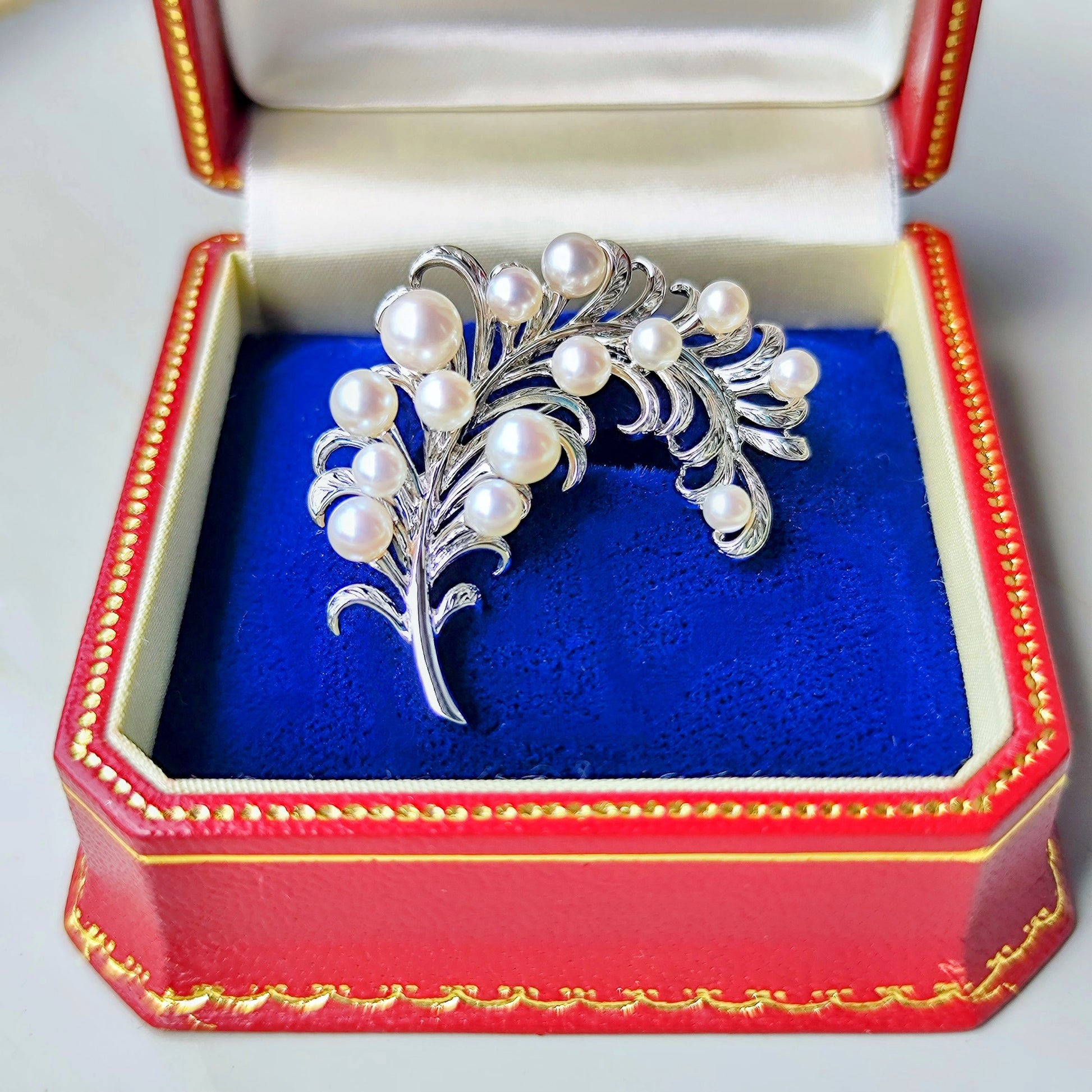 MIKIMOTO ミキモト 羽根のモチーフ ブローチ シルバー