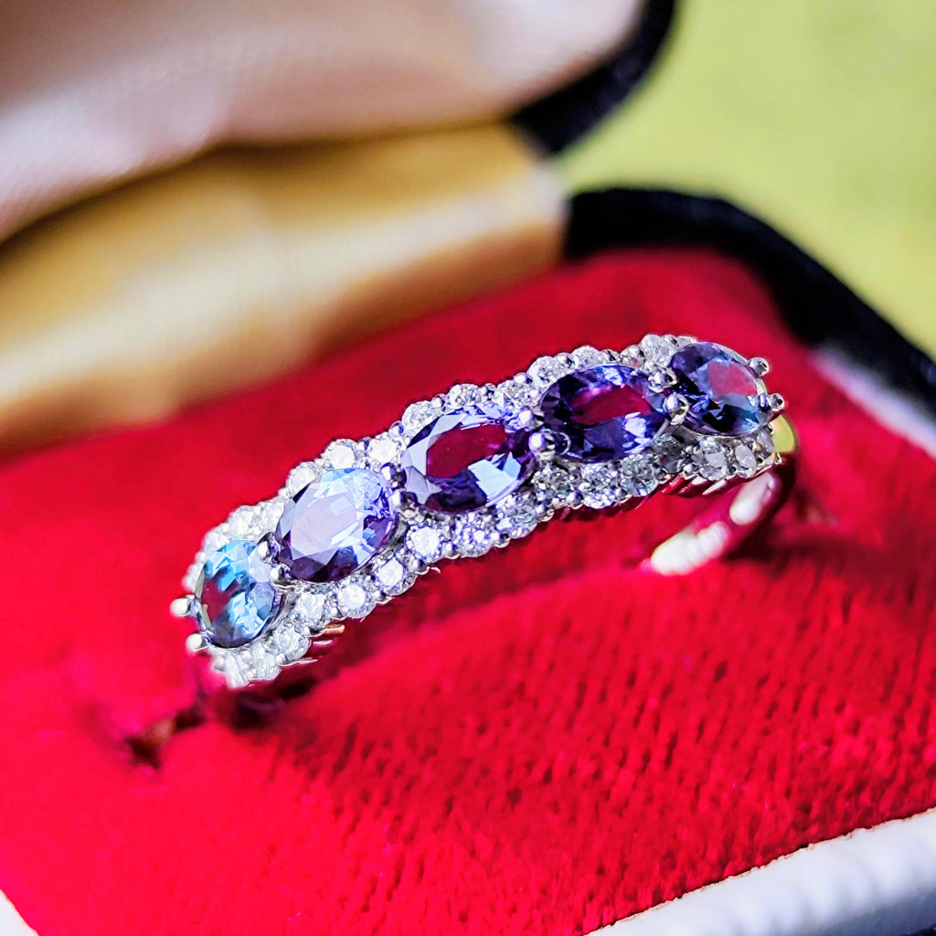 天然アレキサンドライト 0.71ct 天然ダイヤモンド プラチナリング