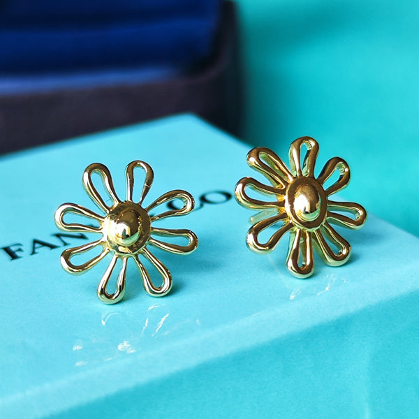 TIFFANY &Co ティファニー デイジーフラワー 18金YG ピアス