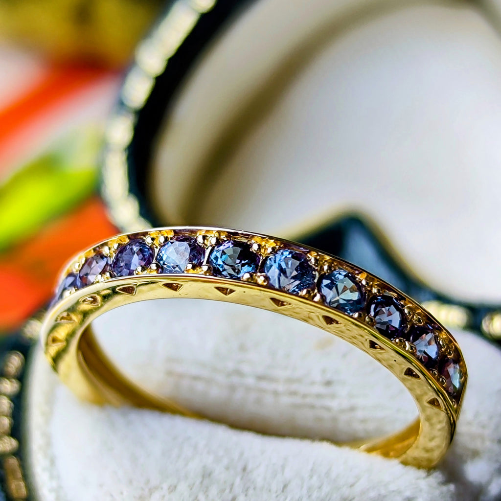 天然アレキサンドライト 0.65ct ハーフエタニティリング 18金YG ②