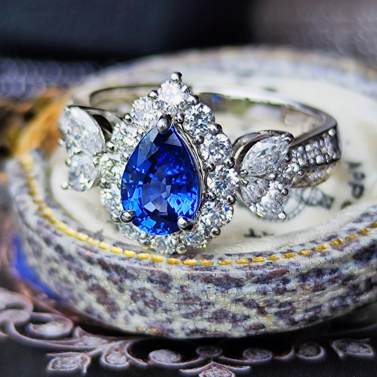 【コーンフラワー】天然サファイア 1.11ct 天然ダイヤモンド リング