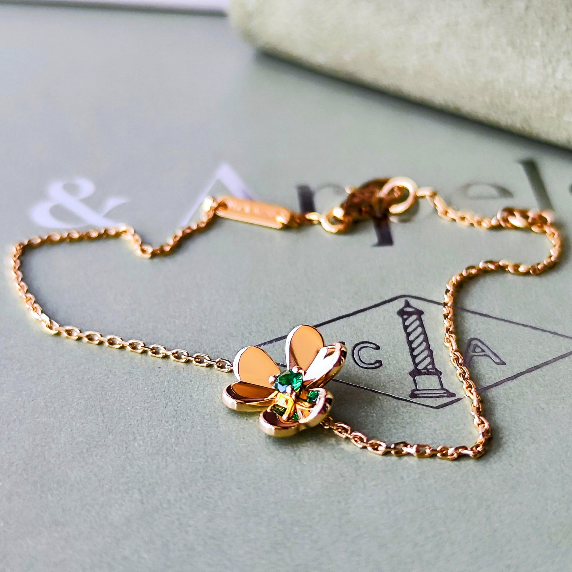 Van Cleef & Arpels ヴァンクリーフ&アーペル フリヴォル ミニ エメラルド ブレスレット