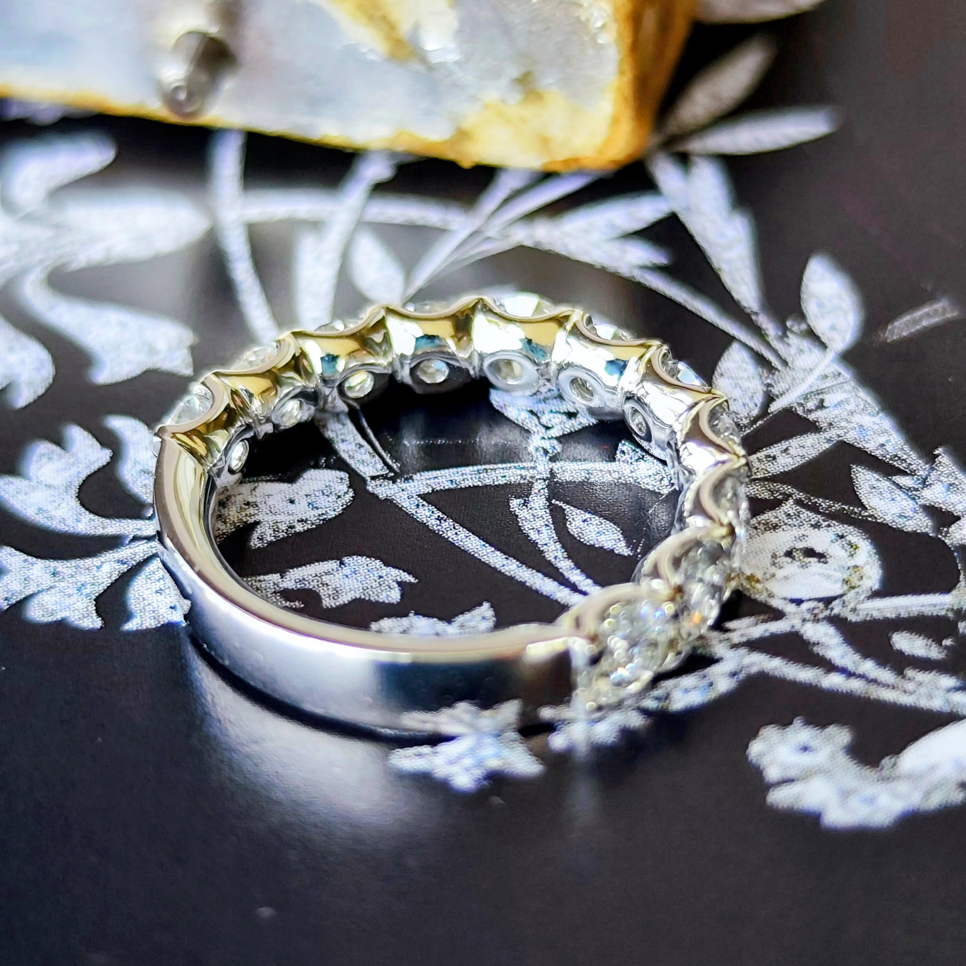 【2.10ct】天然ダイヤモンド ハーフエタニティリング
