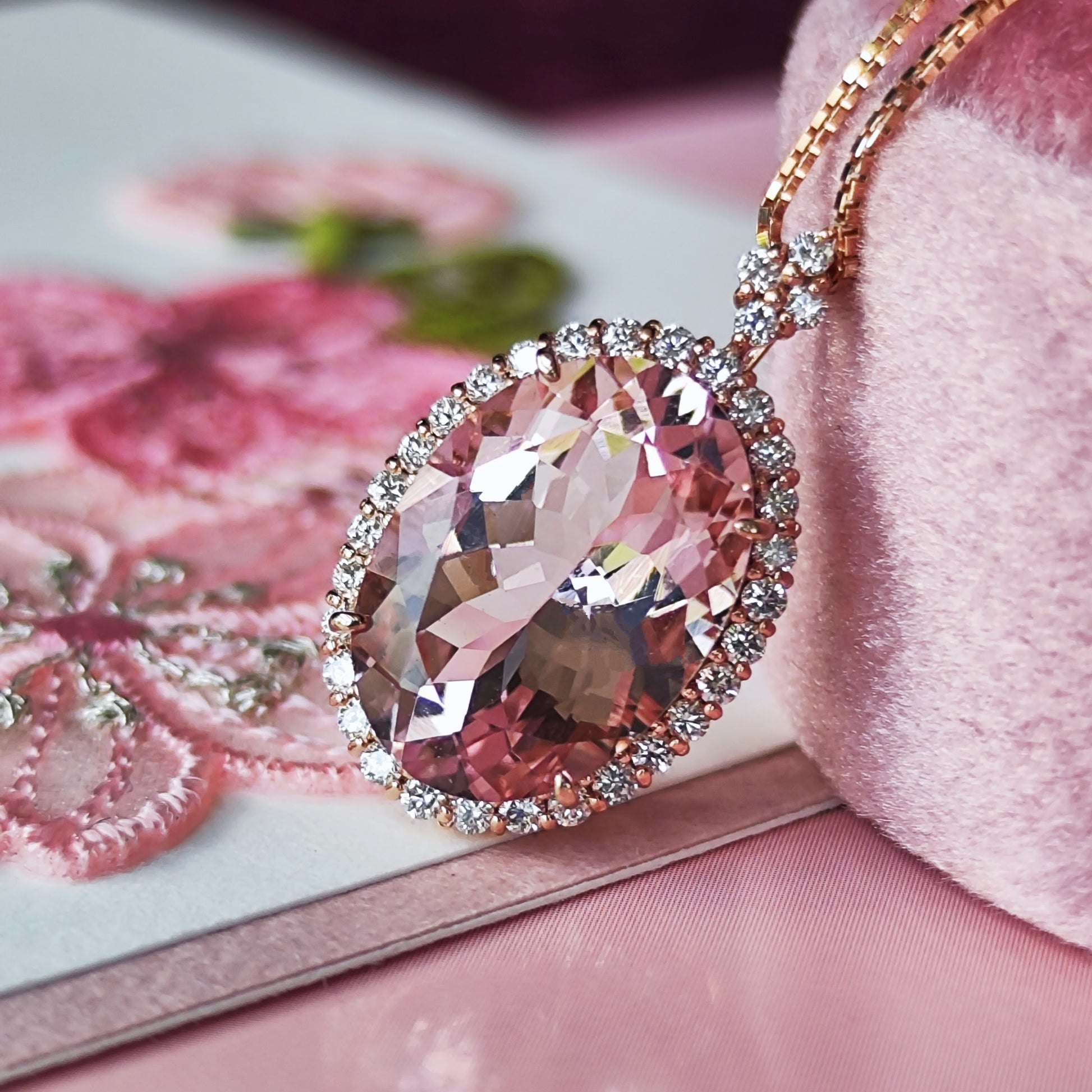 【大粒 4.96ct】天然モルガナイト 天然ダイヤモンド ネックレス