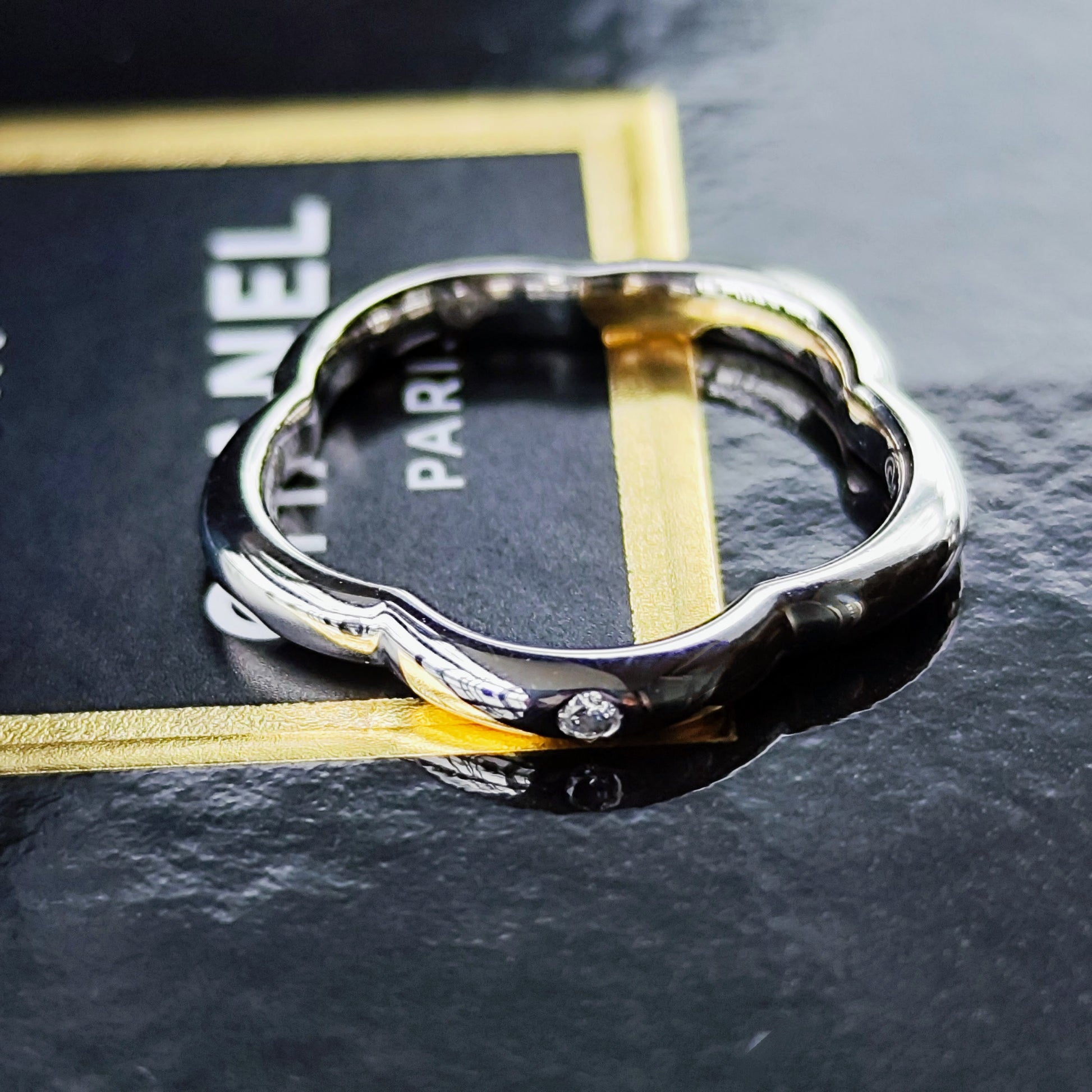 CHANEL シャネル カメリア ダイヤモンド K18WG 45