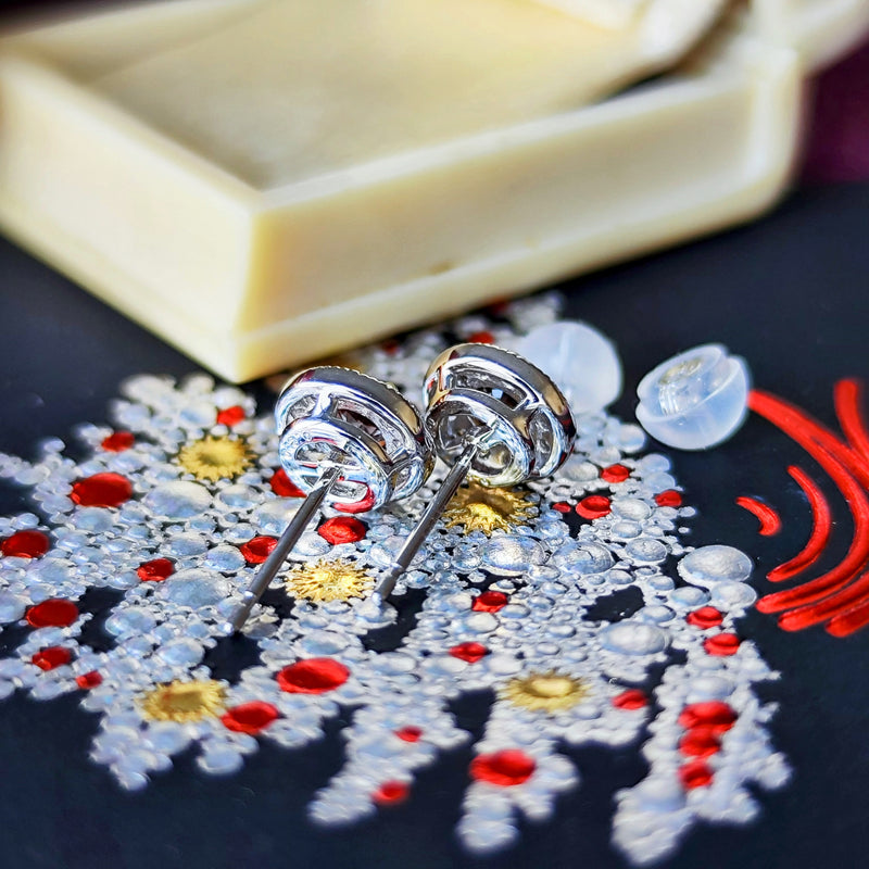 天然アンダリュサイト 天然ダイヤモンド プラチナピアス