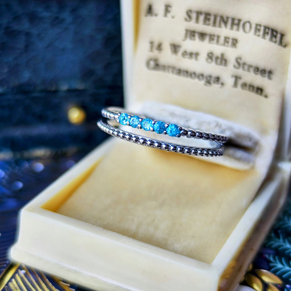 【お値下げ】価格天然パライバトルマリン 5石 プラチナリング