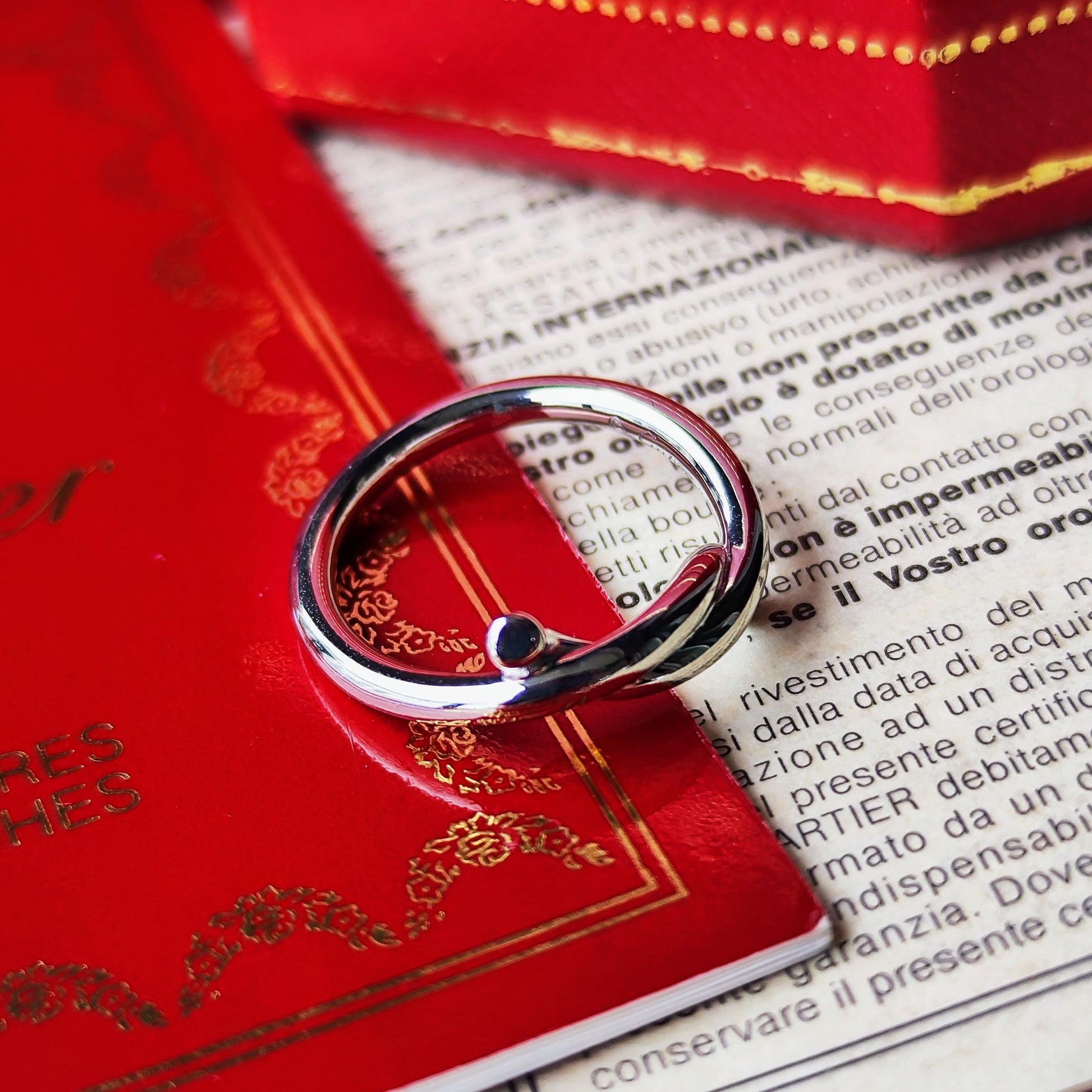 Cartier カルティエ アントルラセ 18金WG 49