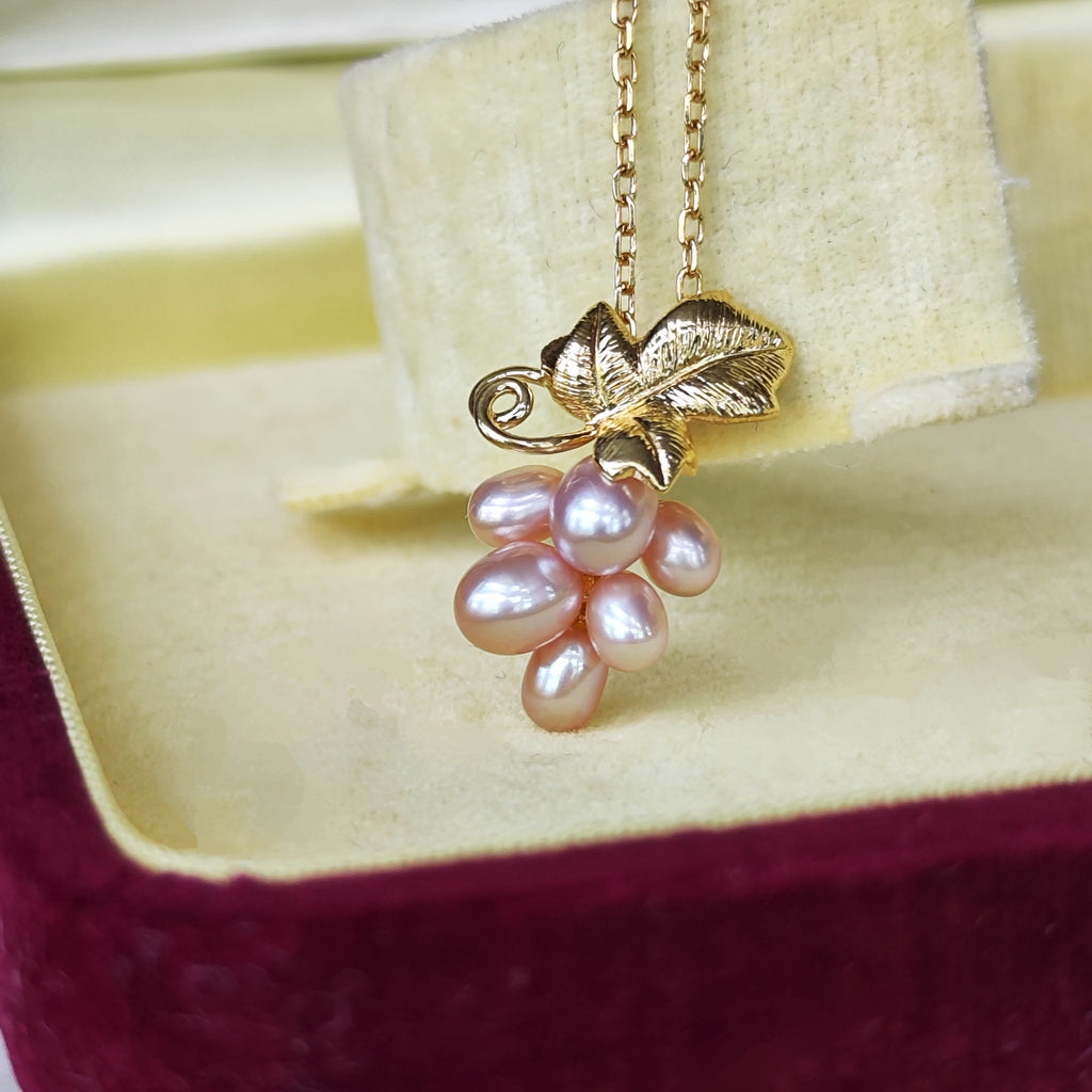 MIKIMOTO ミキモト 葡萄のモチーフ 淡水真珠 18金ネックレス