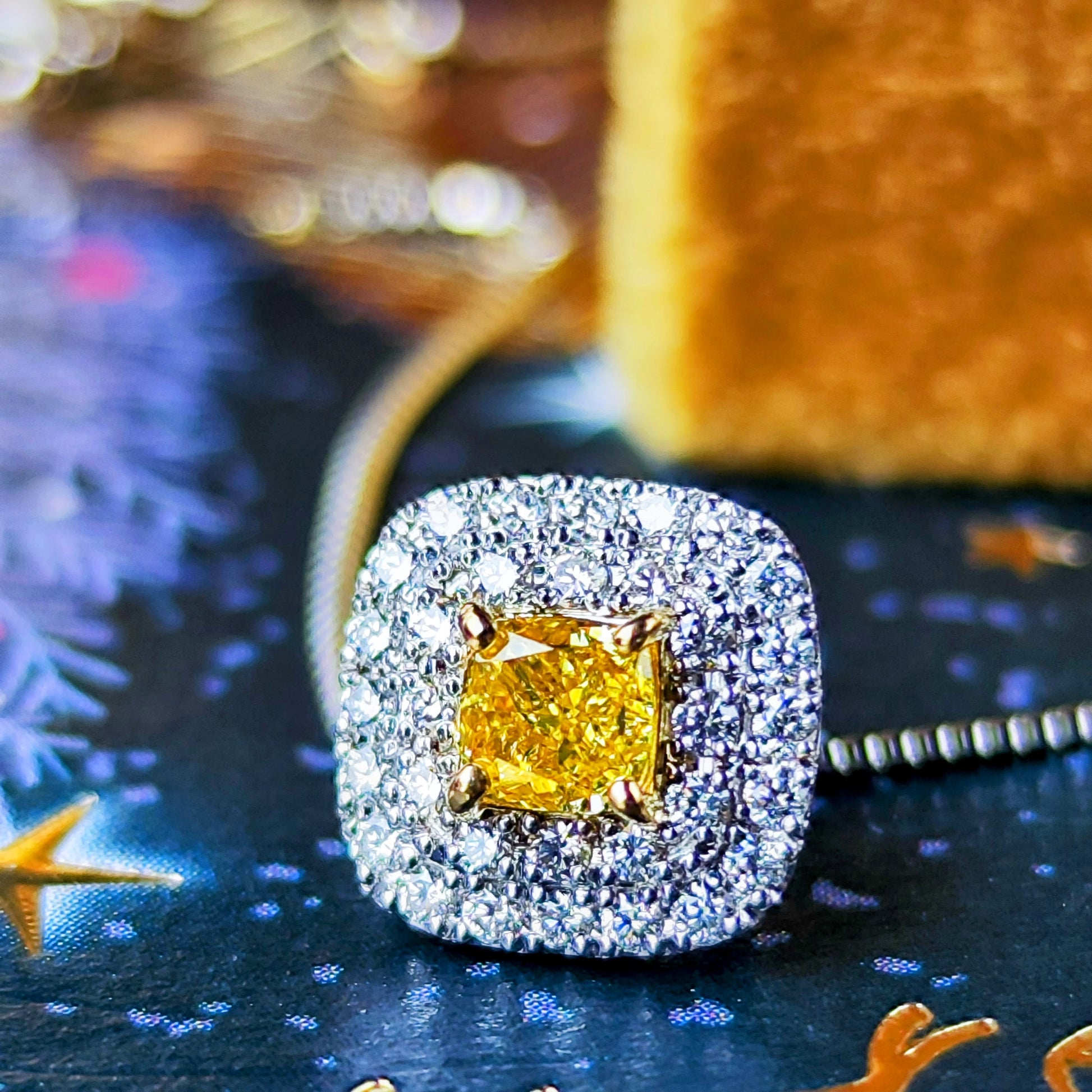 【イエローダイヤ】FANCY VIVID YELLOW VVS2 0.292ct ネックレス