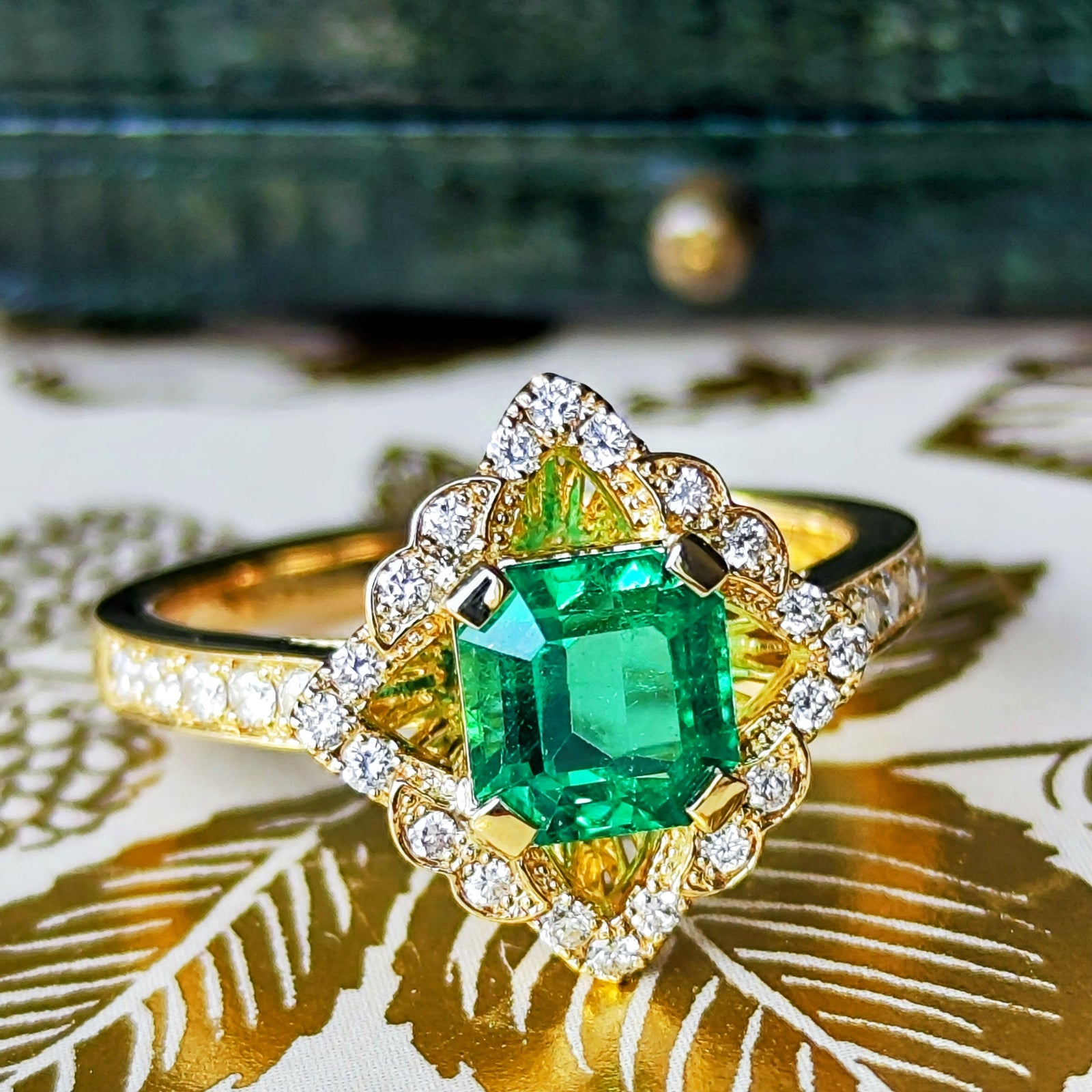 コロンビア産】天然エメラルド 1.01ct天然ダイヤモンド リング – Mico