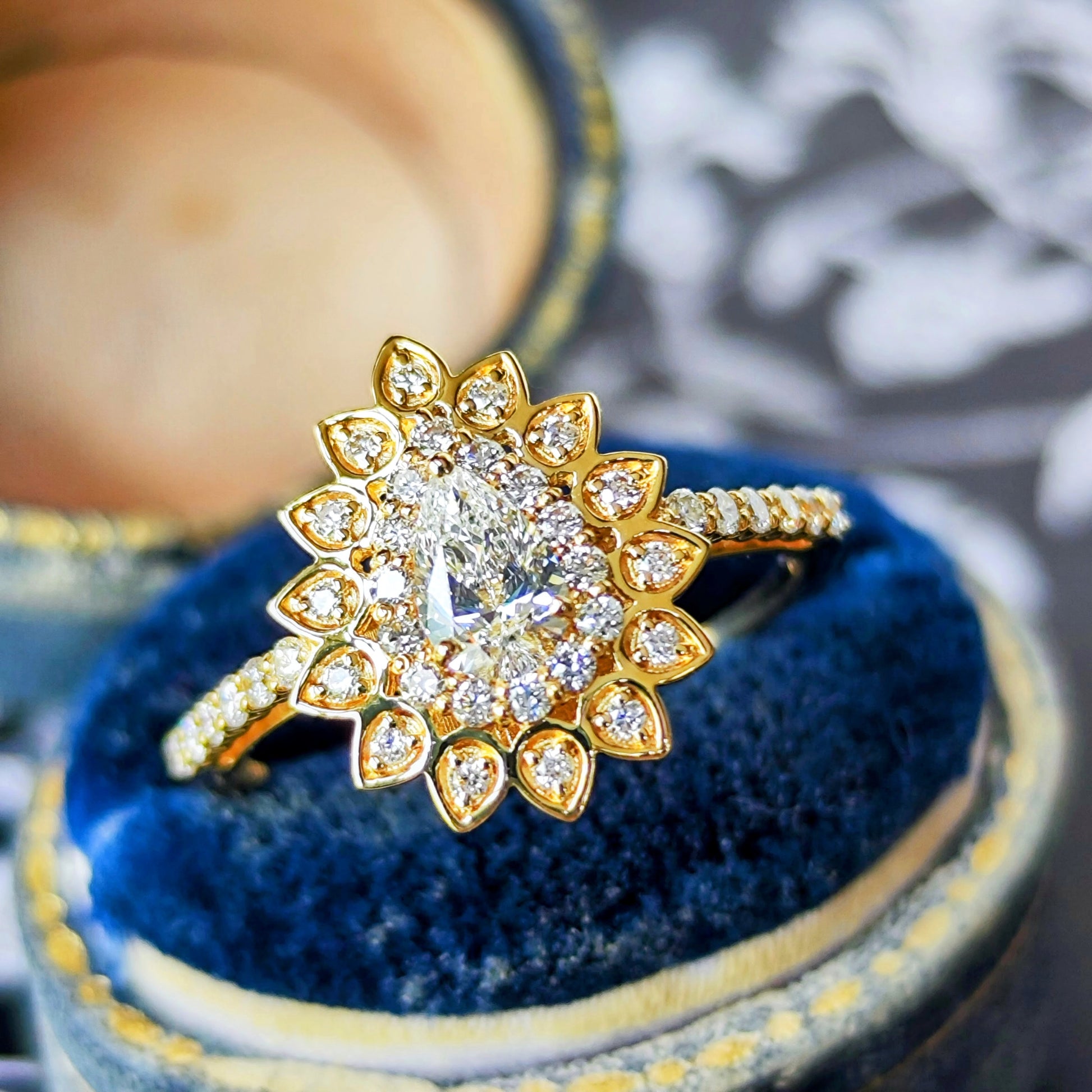 【インターナリーフローレス】天然ダイヤモンド 0.30ct 18金 GIA
