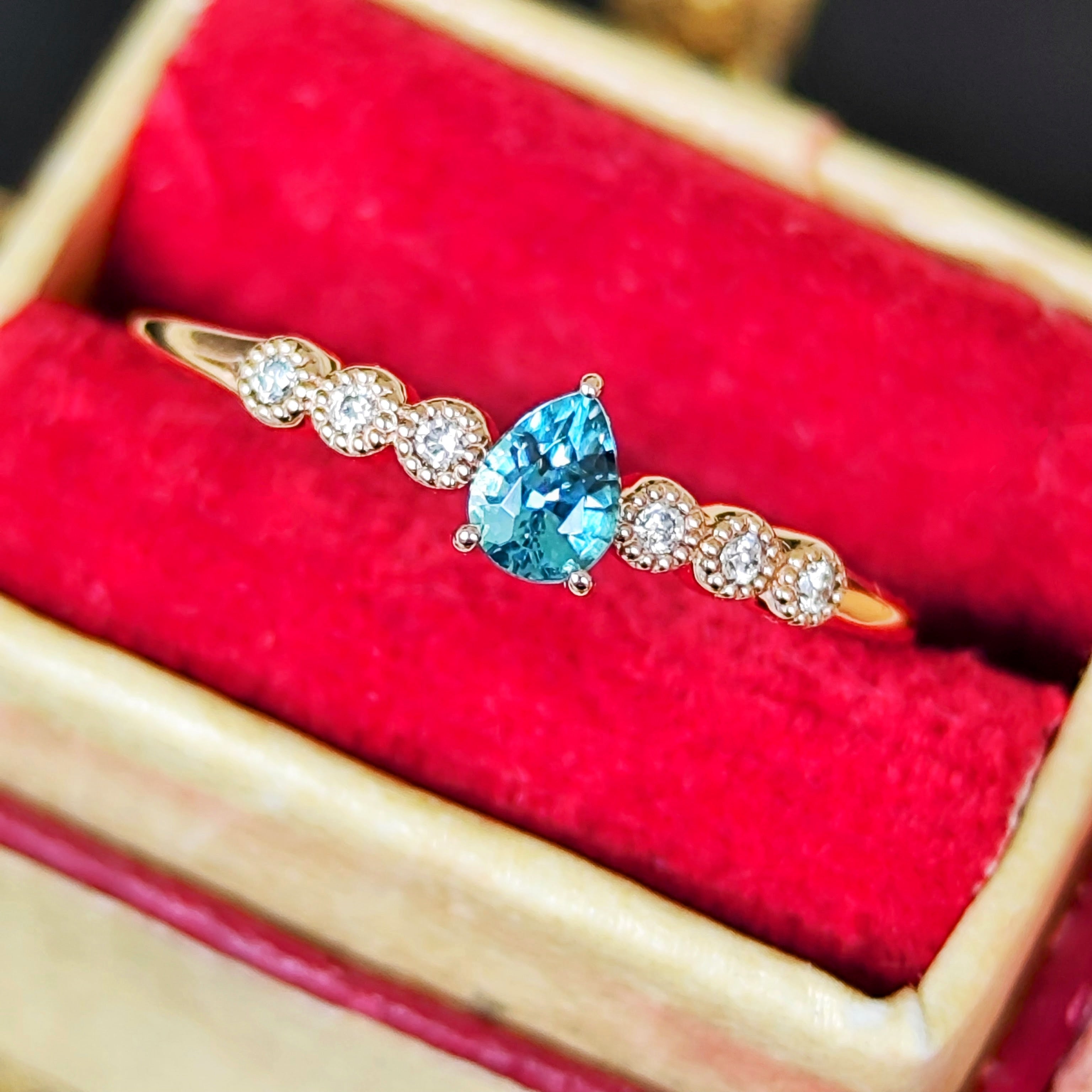 天然グランディディエライト 0.18ct 天然ダイヤモンド – Mico宝飾店