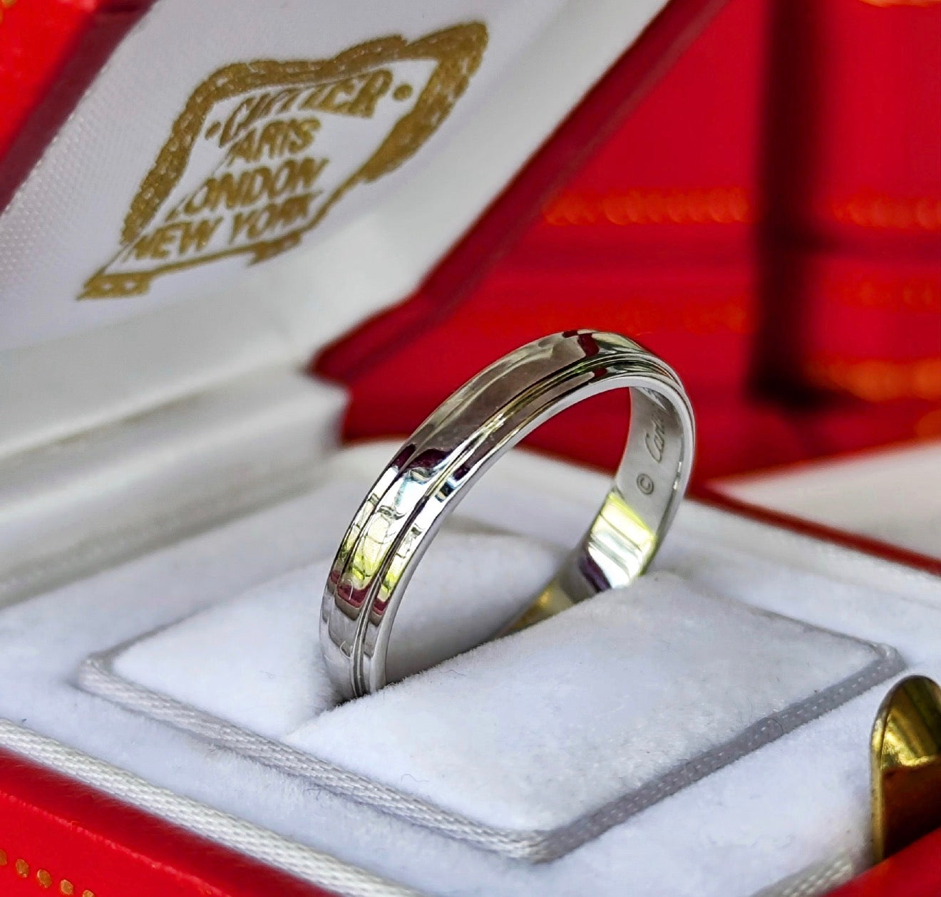 Cartier カルティエ ダムール プラチナ 56