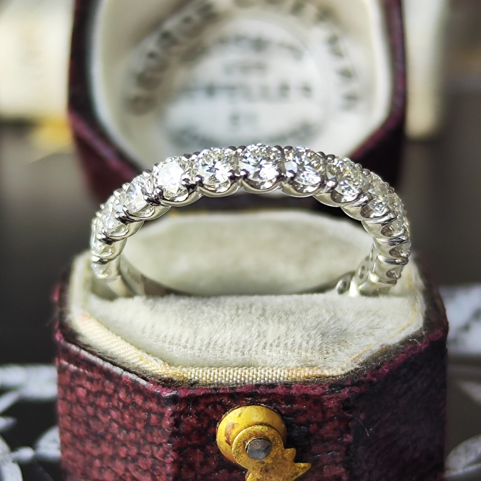 【全石ハート&キューピッド】天然ダイヤモンド 15石 ハーフエタニティリング プラチナ