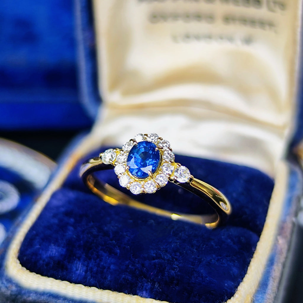 【非加熱 コーンフラワー】天然サファイア 0.38ct 天然ダイヤモンド 18金リング