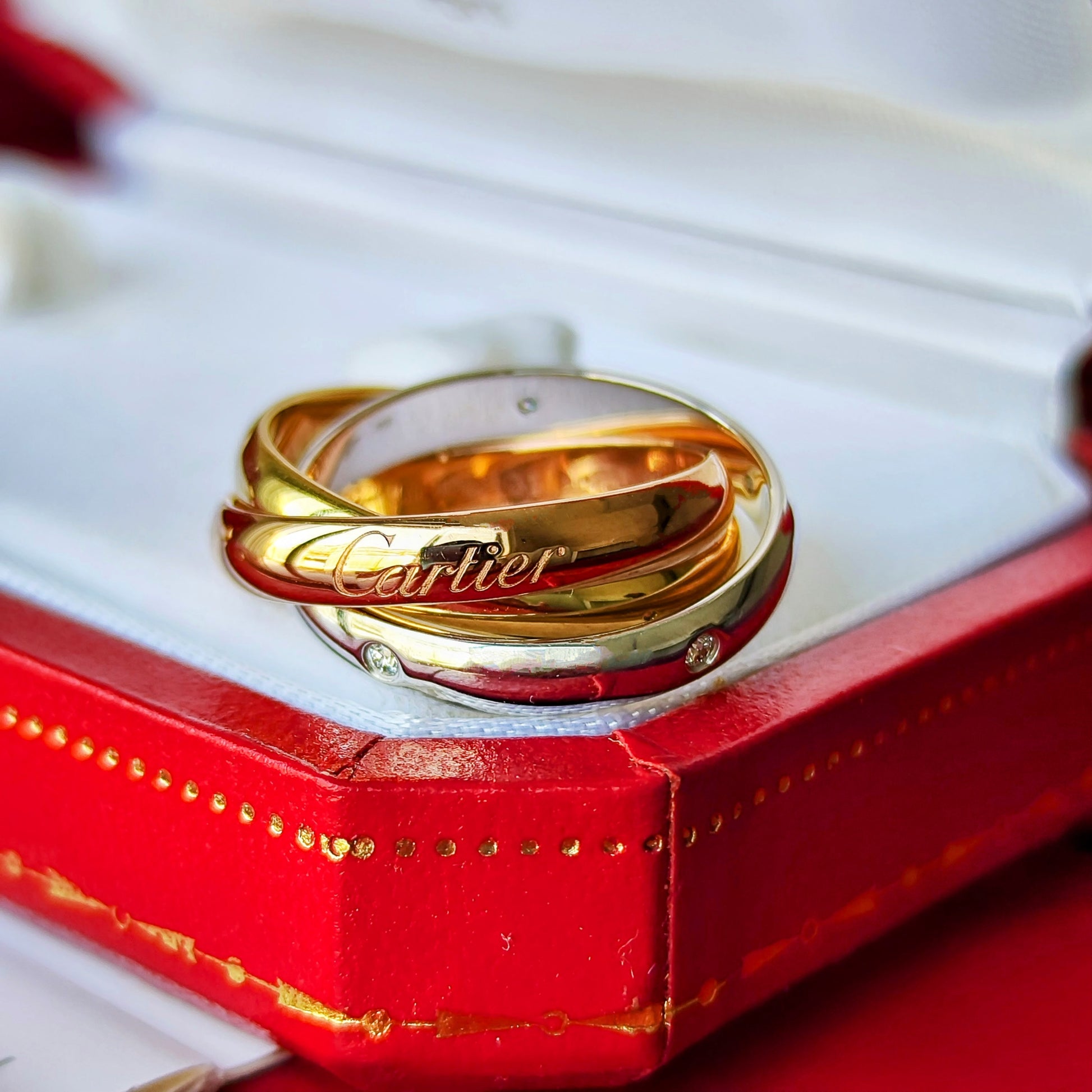 Cartier カルティエ トリニティクラシック ダイヤモンド 51