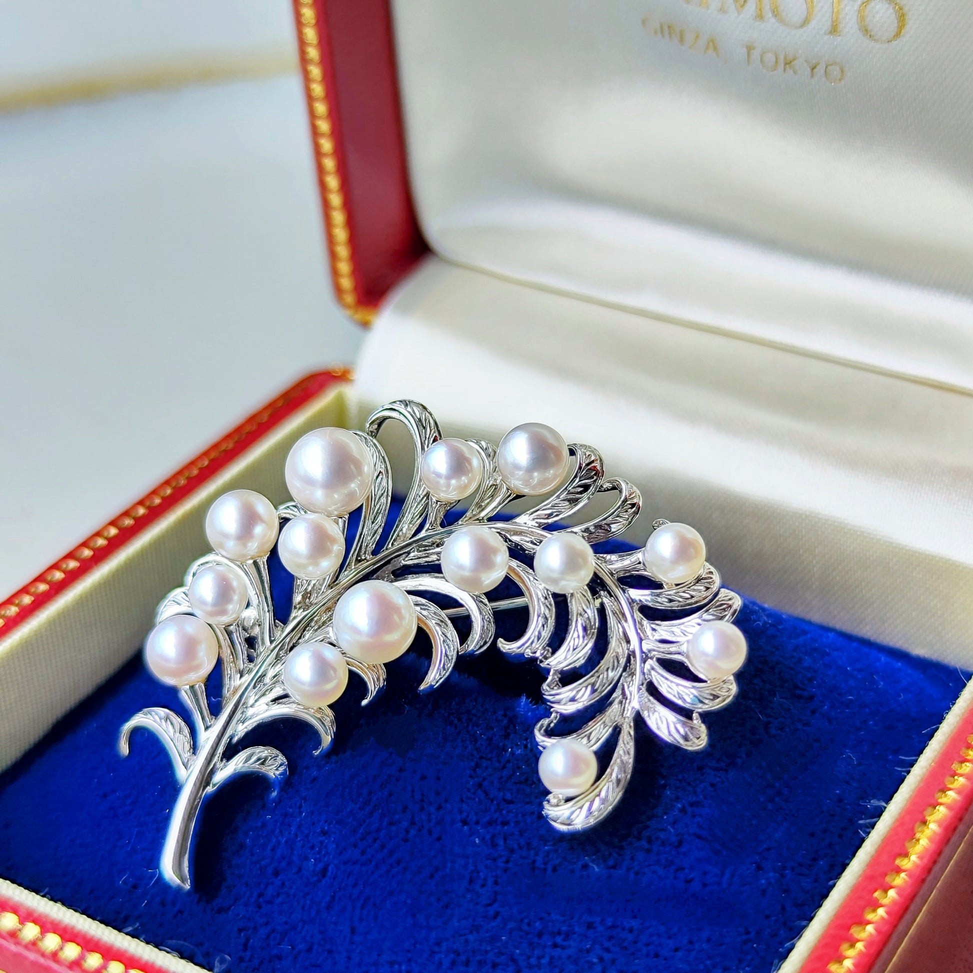 MIKIMOTO ミキモト 羽根のモチーフ ブローチ シルバー