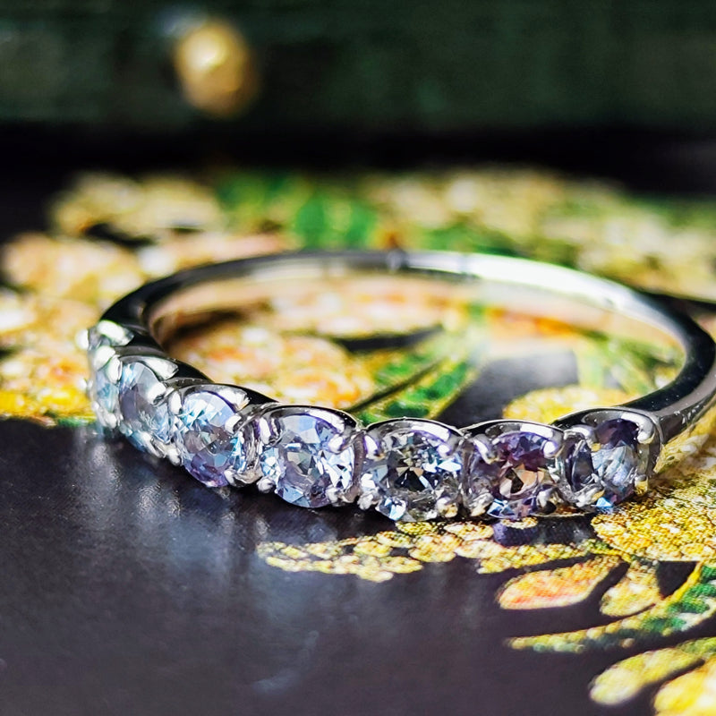 【アトリエオープン記念】天然アレキサンドライト 0.72ct 一文字リング