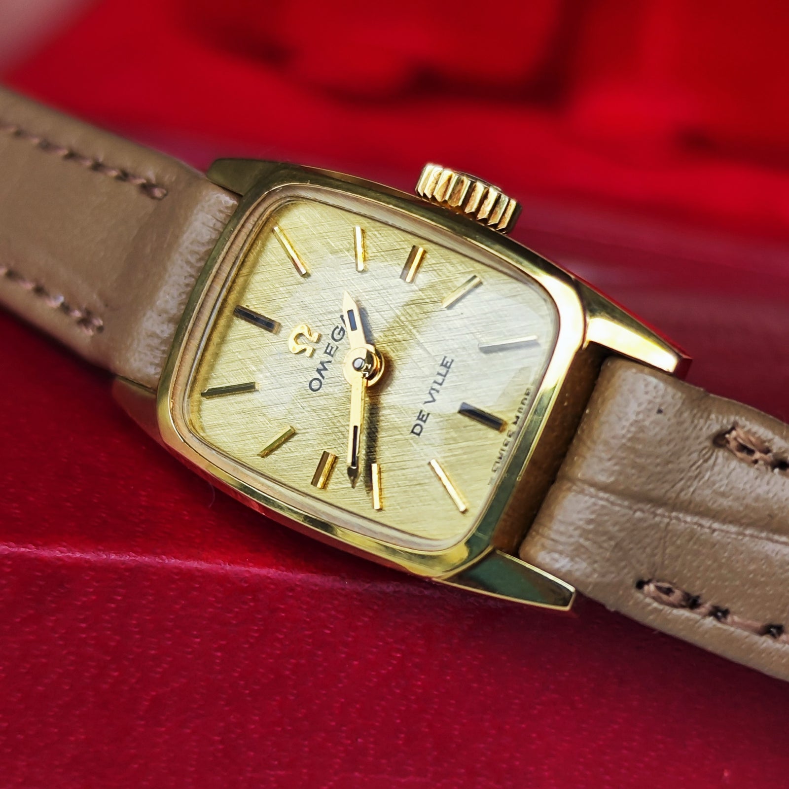 OH済み】OMEGA オメガ DE VILLE デビル 手巻き腕時計 – Mico宝飾店