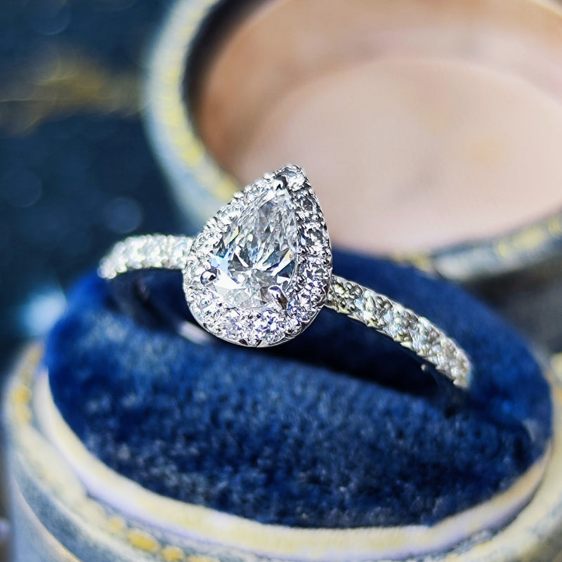 【最高級品質】天然ダイヤモンド0.30ct フローレス Dカラー ペアシェイプ GIA鑑定書付き