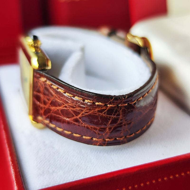 Cartier カルティエ マストタンク ヴェルメイユ ローマンダイヤル アイボリー クォーツ腕時計