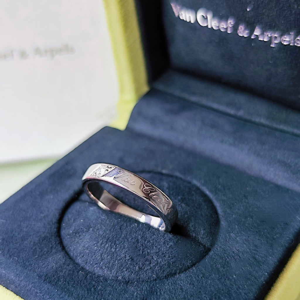 Van Cleef & Arpels ヴァンクリーフ&アーペル トゥジュール 57 プラチナリング
