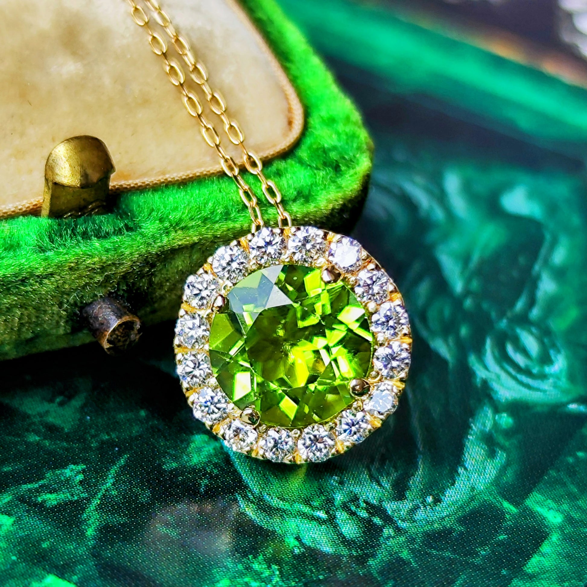 【パキスタン産】天然ペリドット 天然ダイヤモンド 18金 ネックレス