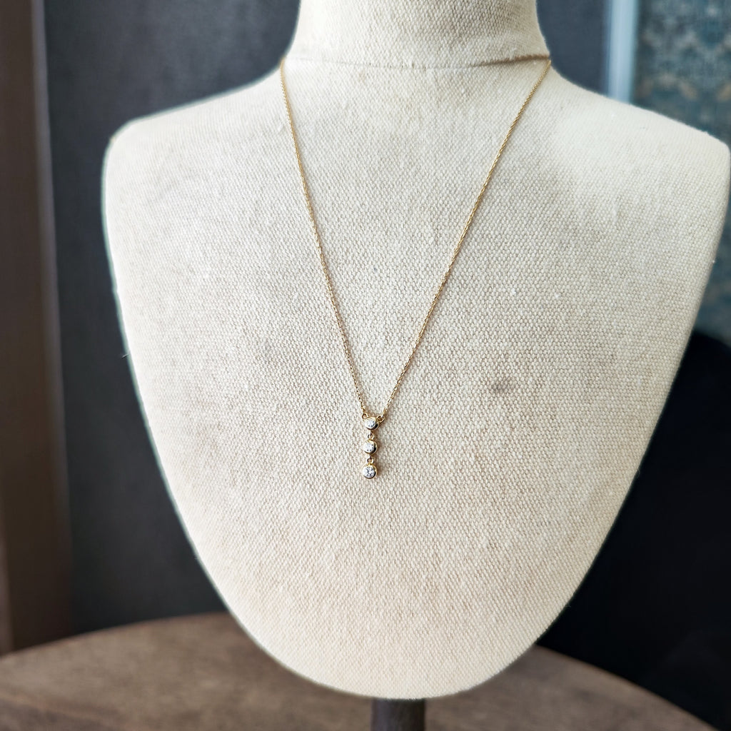 MIKIMOTO ミキモト ダイヤモンド スリーストーン ネックレス