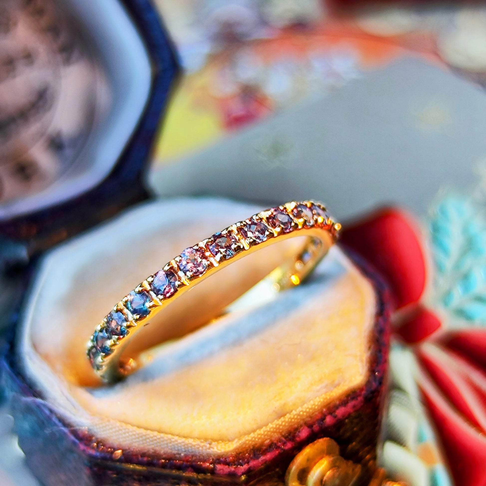 【お値下げ】天然アレキサンドライト ハーフエタニティリング 18金YG ①