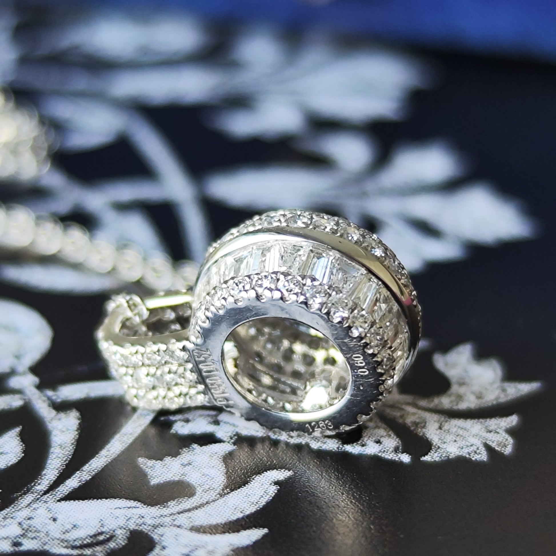 【インターナリーフローレス】天然ダイヤモンド 0.52ct プラチナネックレス