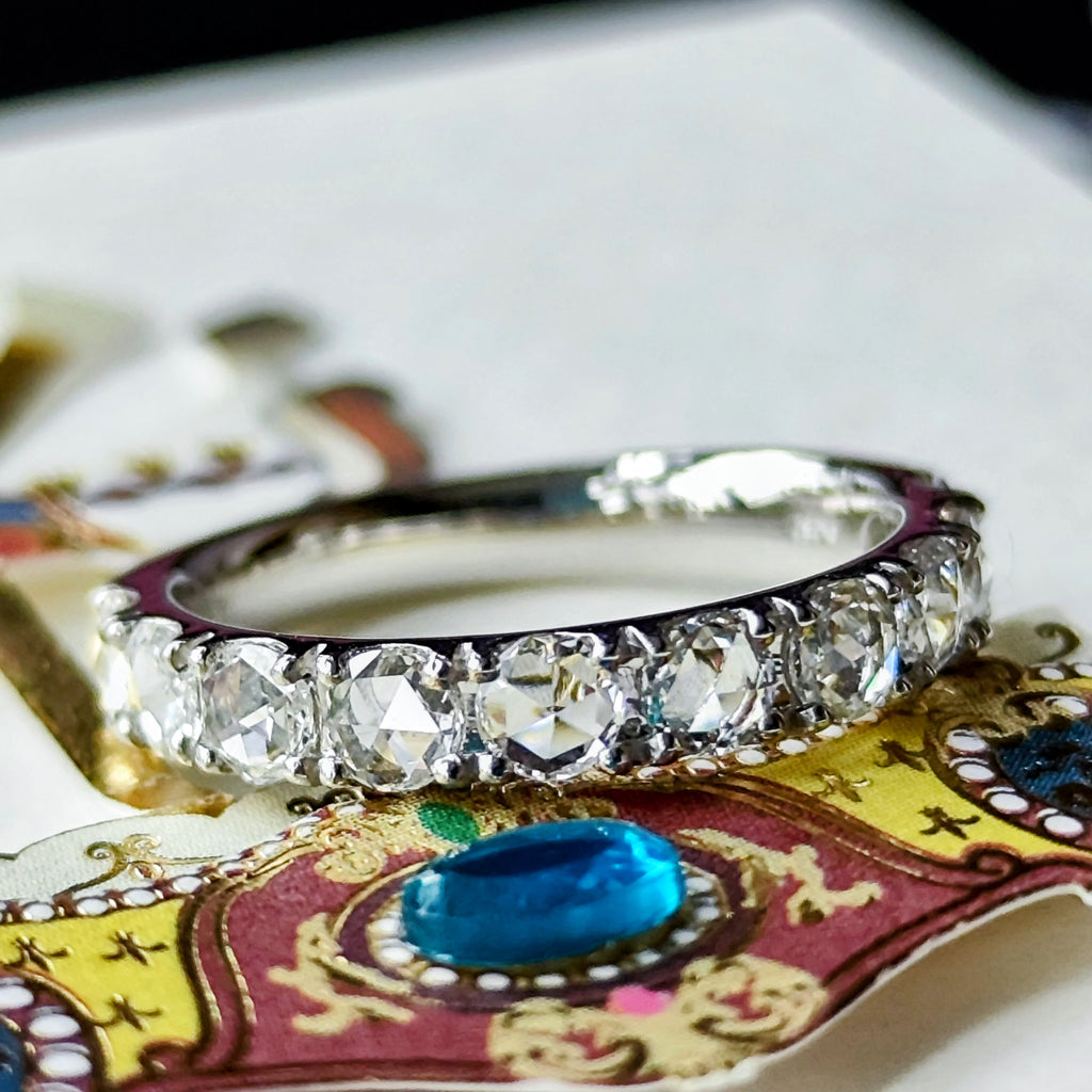 【ローズカット】天然ダイヤモンド 0.80ct ハーフエタニティリング プラチナ