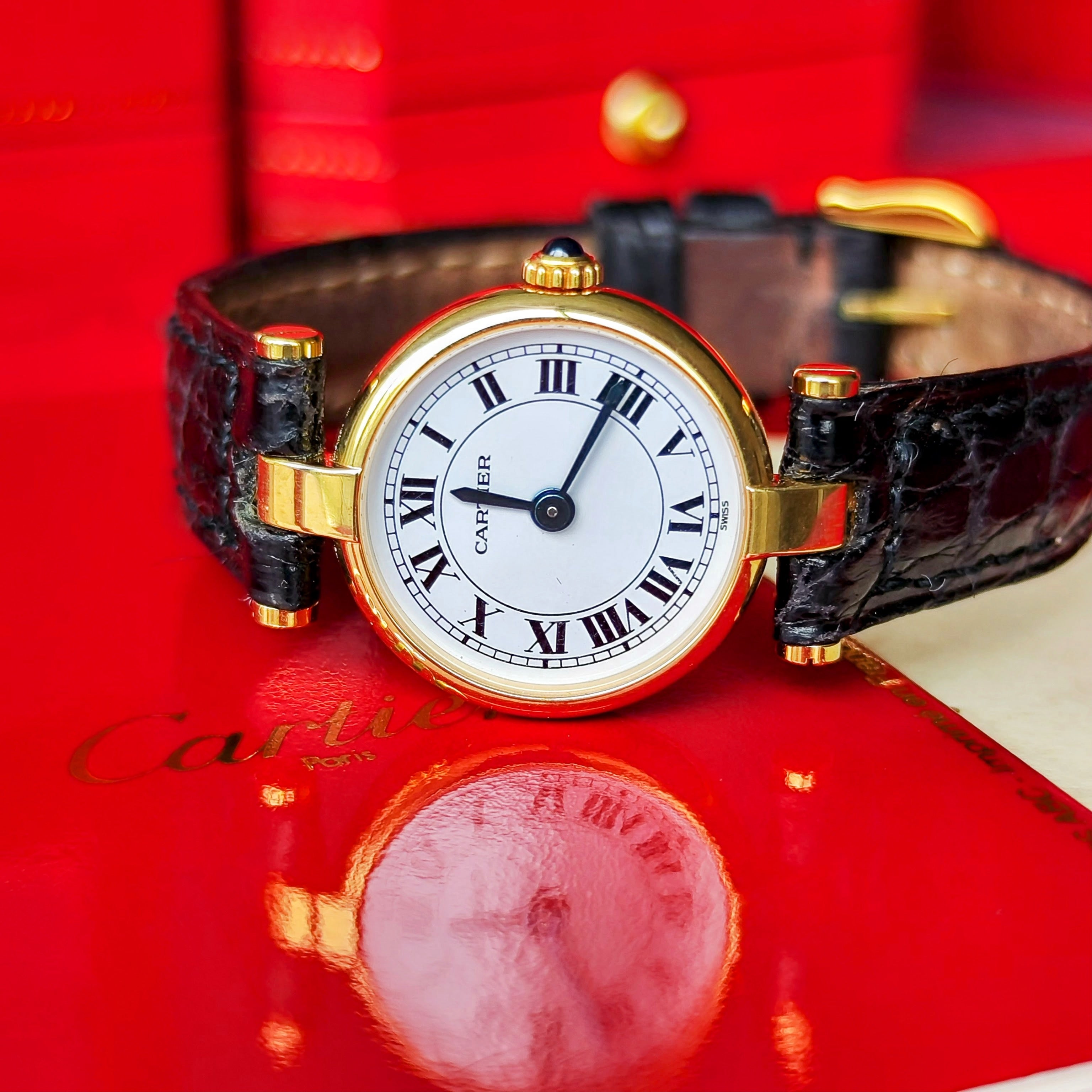 Cartier カルティエ ミニVLCヴァンドーム 18金無垢 腕時計 – Mico宝飾店