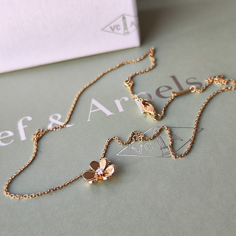 Van Cleef & Arpels ヴァンクリーフ&アーペル フリヴォル ミニ ネックレス ダイヤモンド 18金