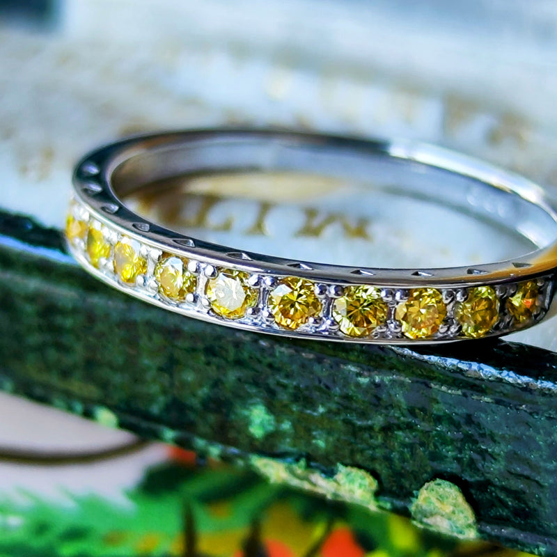 【イエローダイヤ】天然ダイヤモンド ハーフエタニティリング