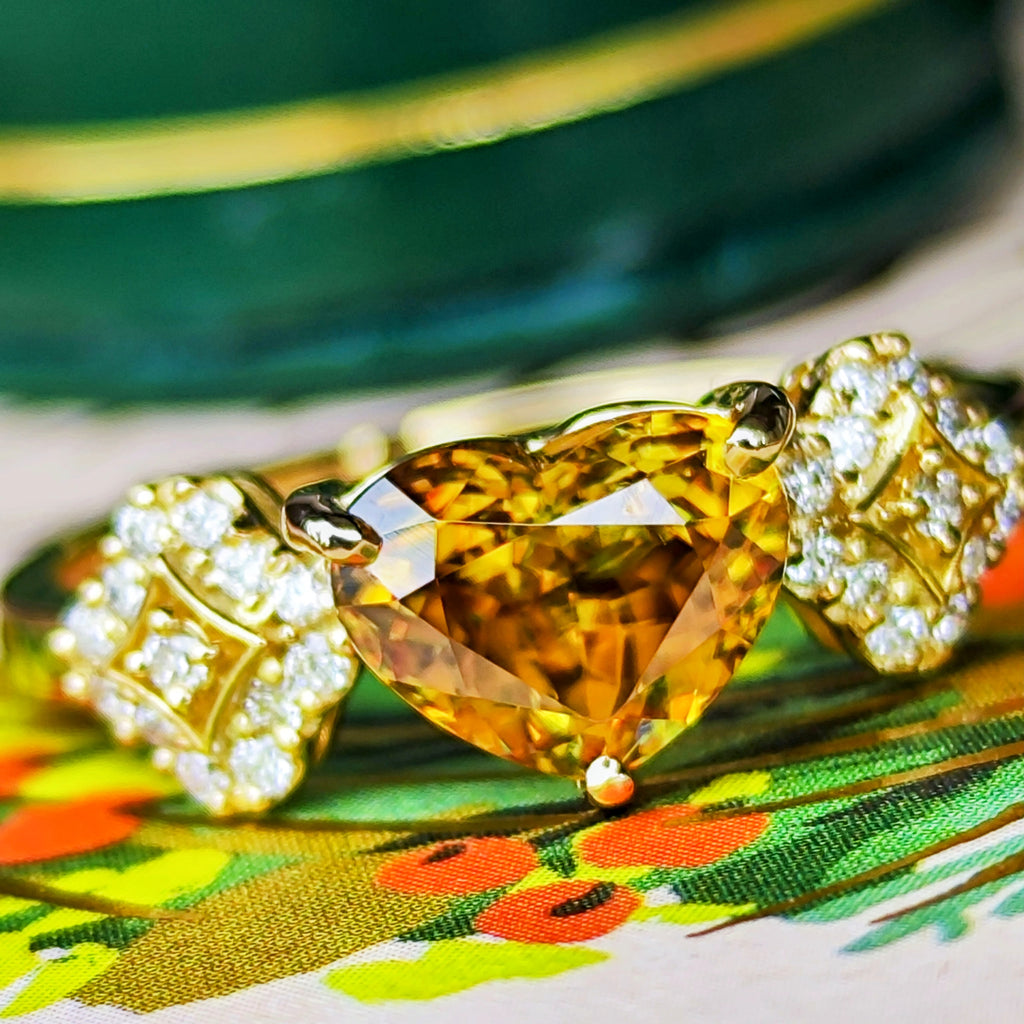天然スフェーン ハートシェイプ 1.33ct 天然ダイヤモンド 18金リング