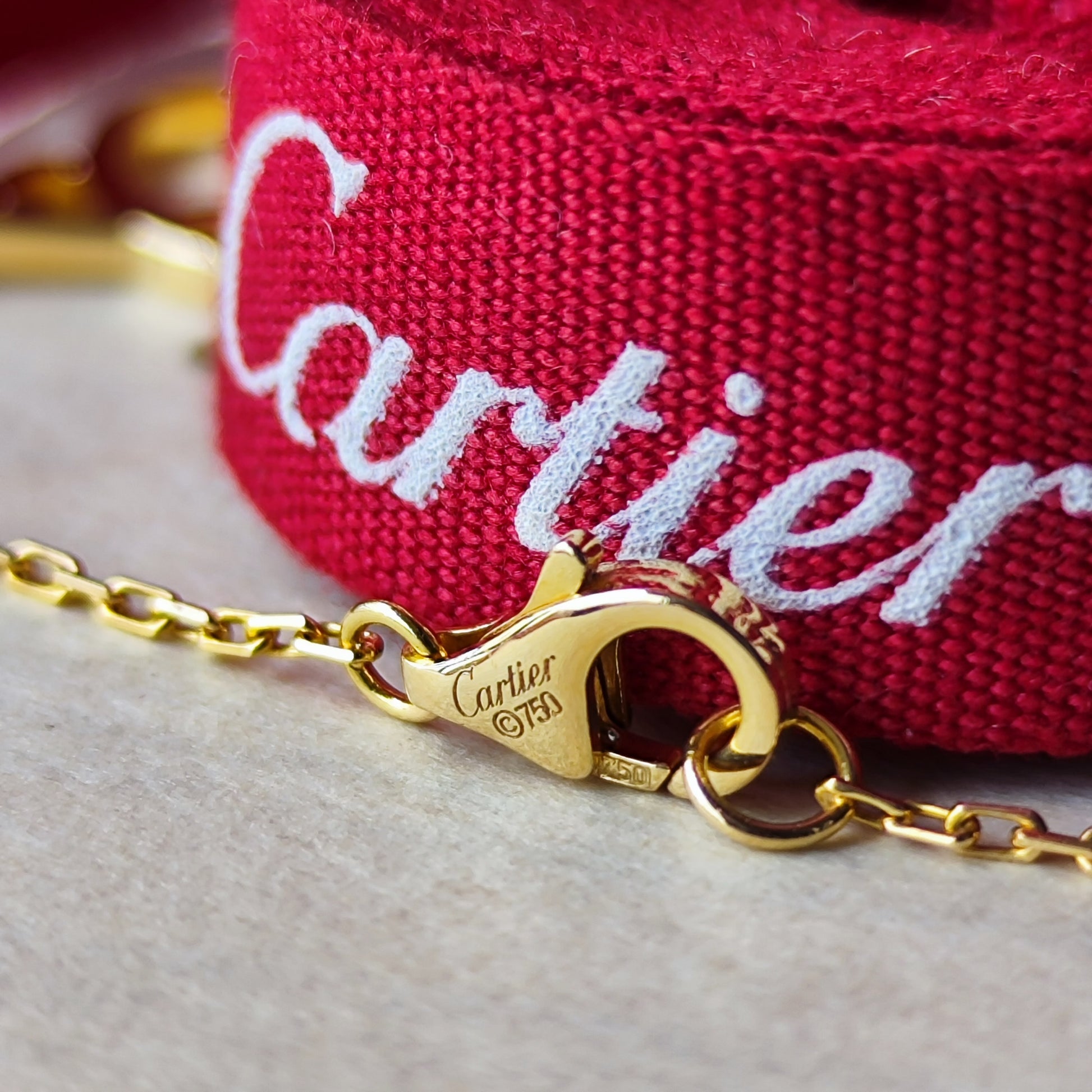 Cartier カルティエ スカラベ ダイヤモンド ネックレス 18金YG