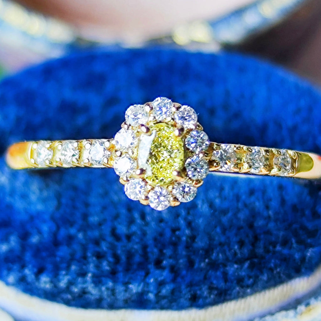 【イエローダイヤ】FANCY INTENSE YELLOW SI1 0.117ct ダイヤモンドリング