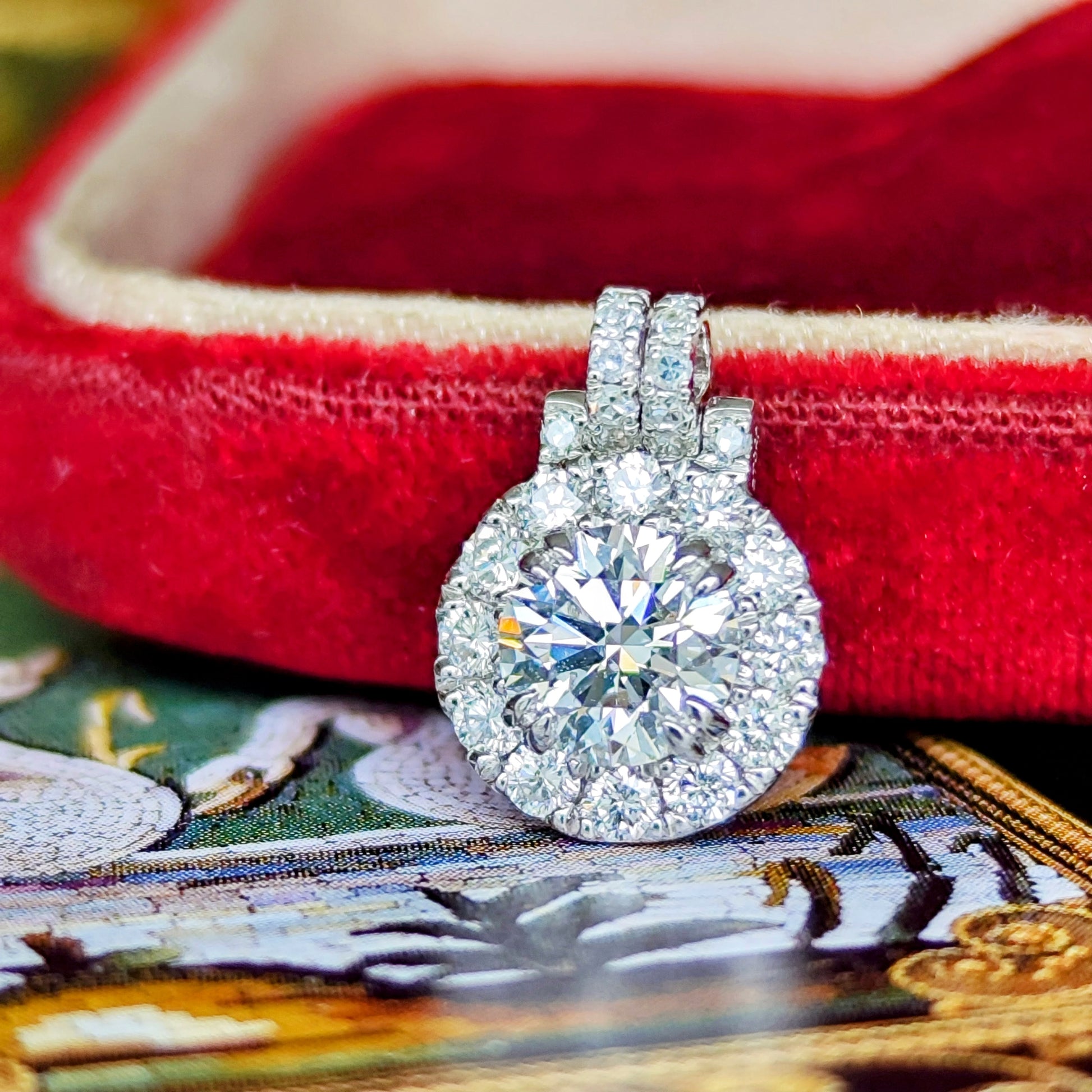 【インターナリーフローレス】天然ダイヤモンド 0.53ct プラチナ ペンダントトップ