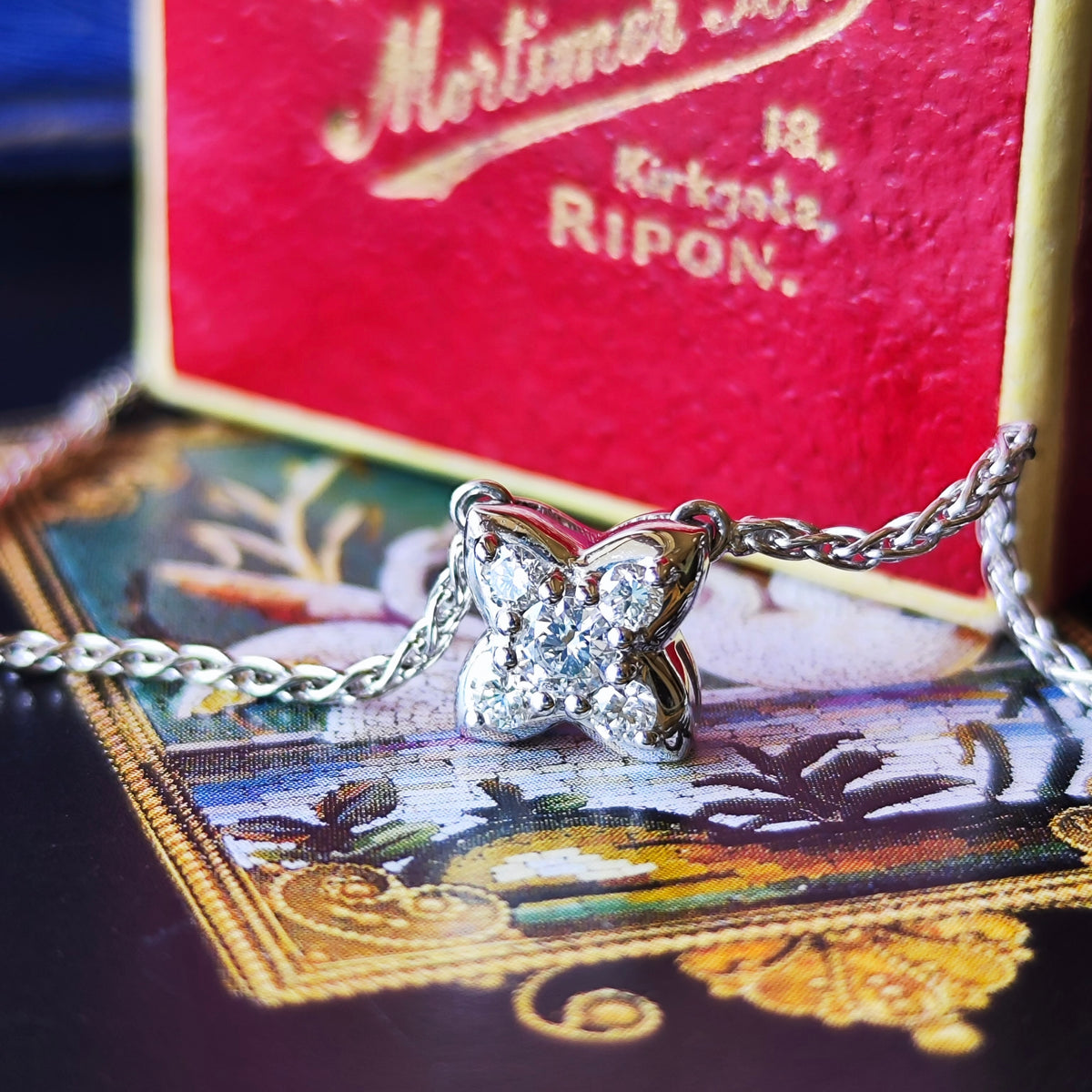 PICCHIOTTI ピキョッティ 天然ダイヤモンド 18金WG ネックレス